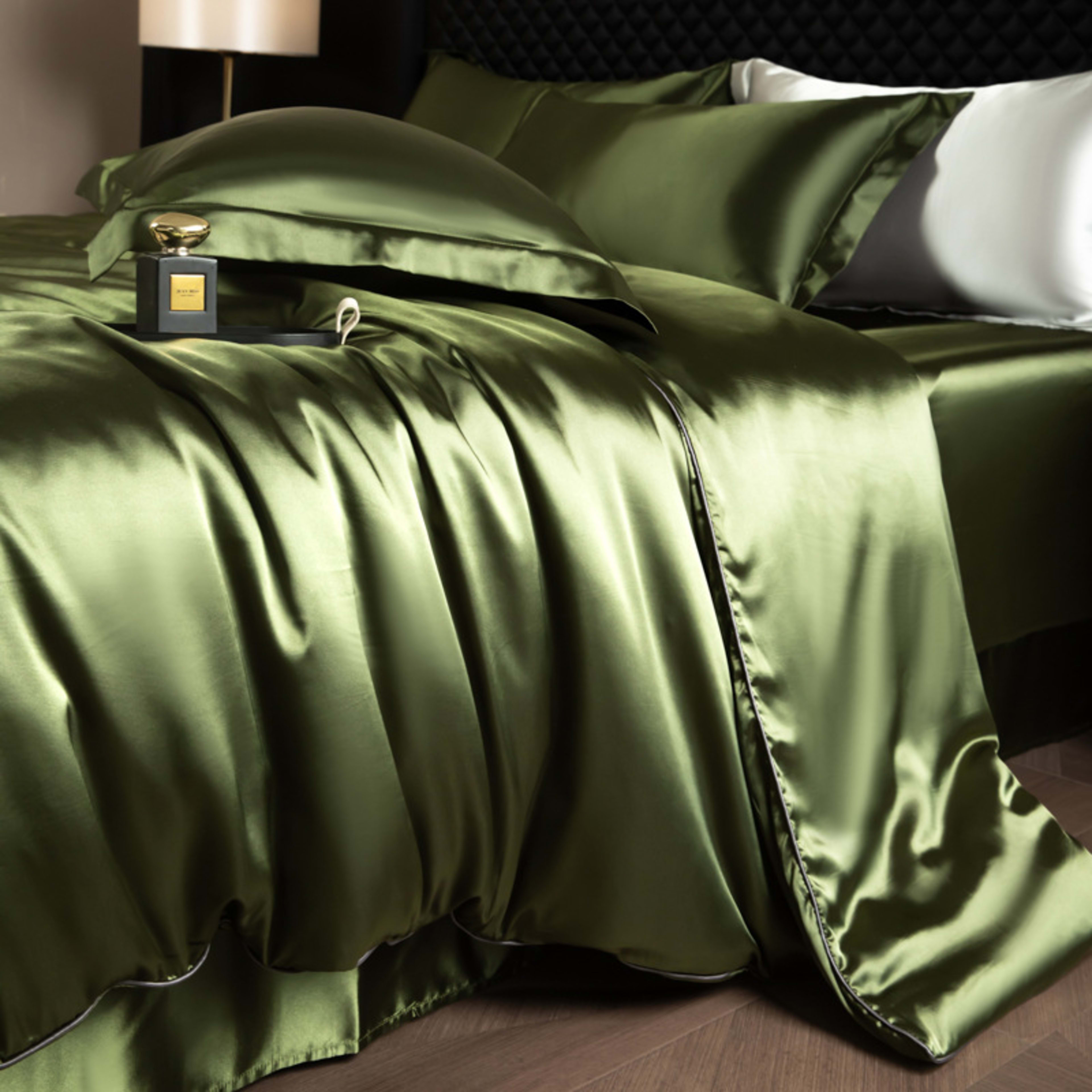 Luxury Real Double Sided Silk Naked-Sleep Duvet Cover Set 10