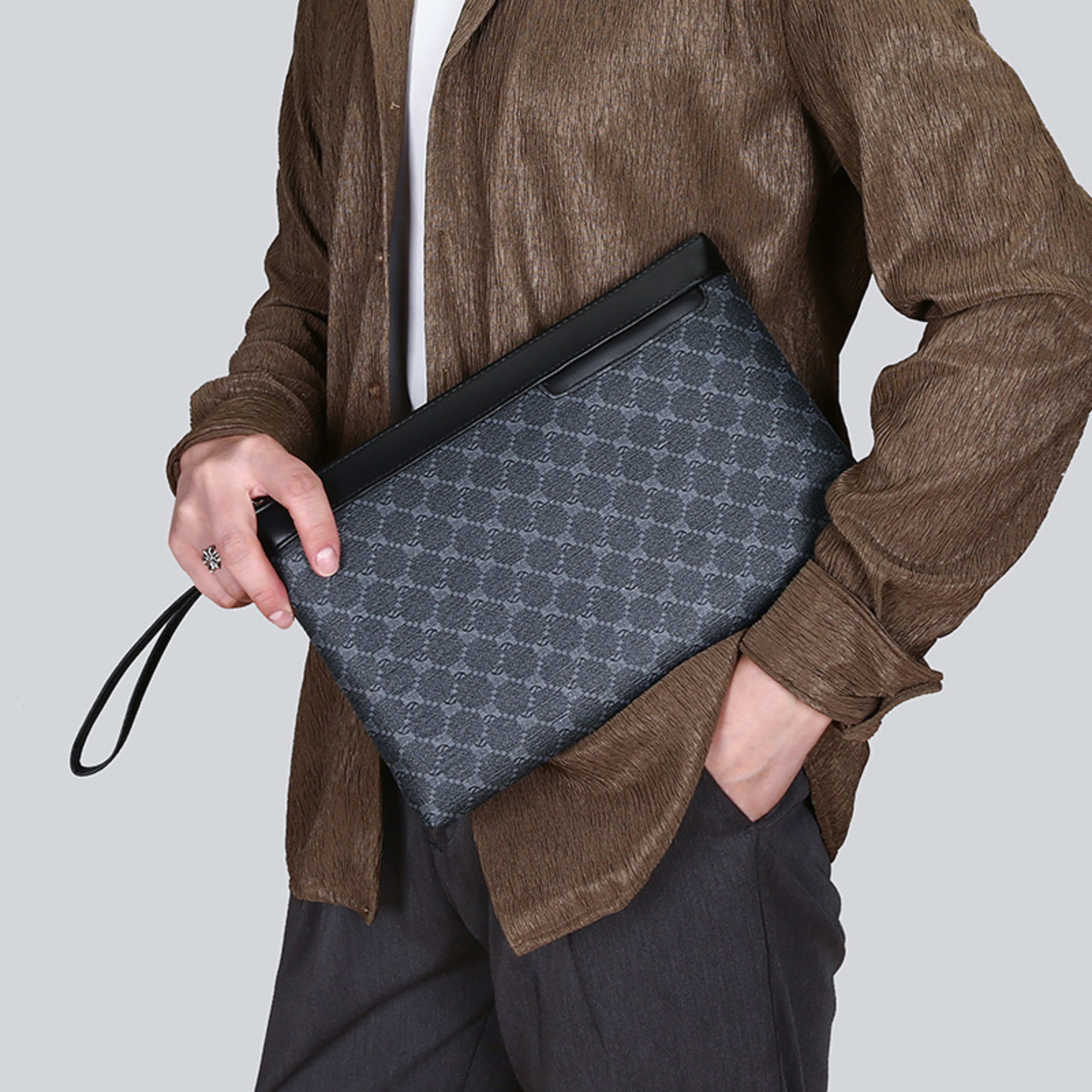 Men's Black Fashion Retro Leather Bag 1