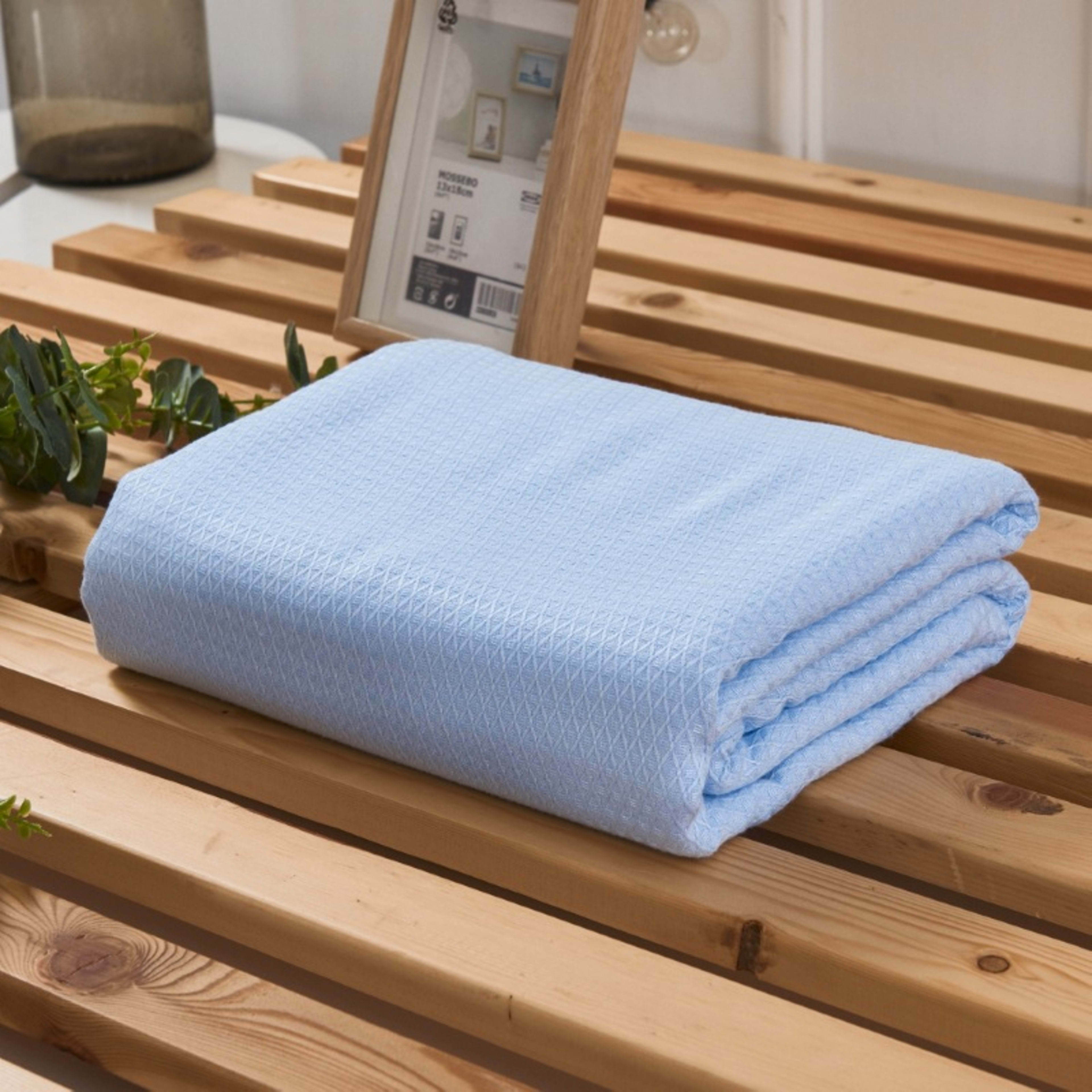 Summer Blanket Ice Silk Towel Quilt Sofa Throw Nap And Air-conditioning Blanket 5