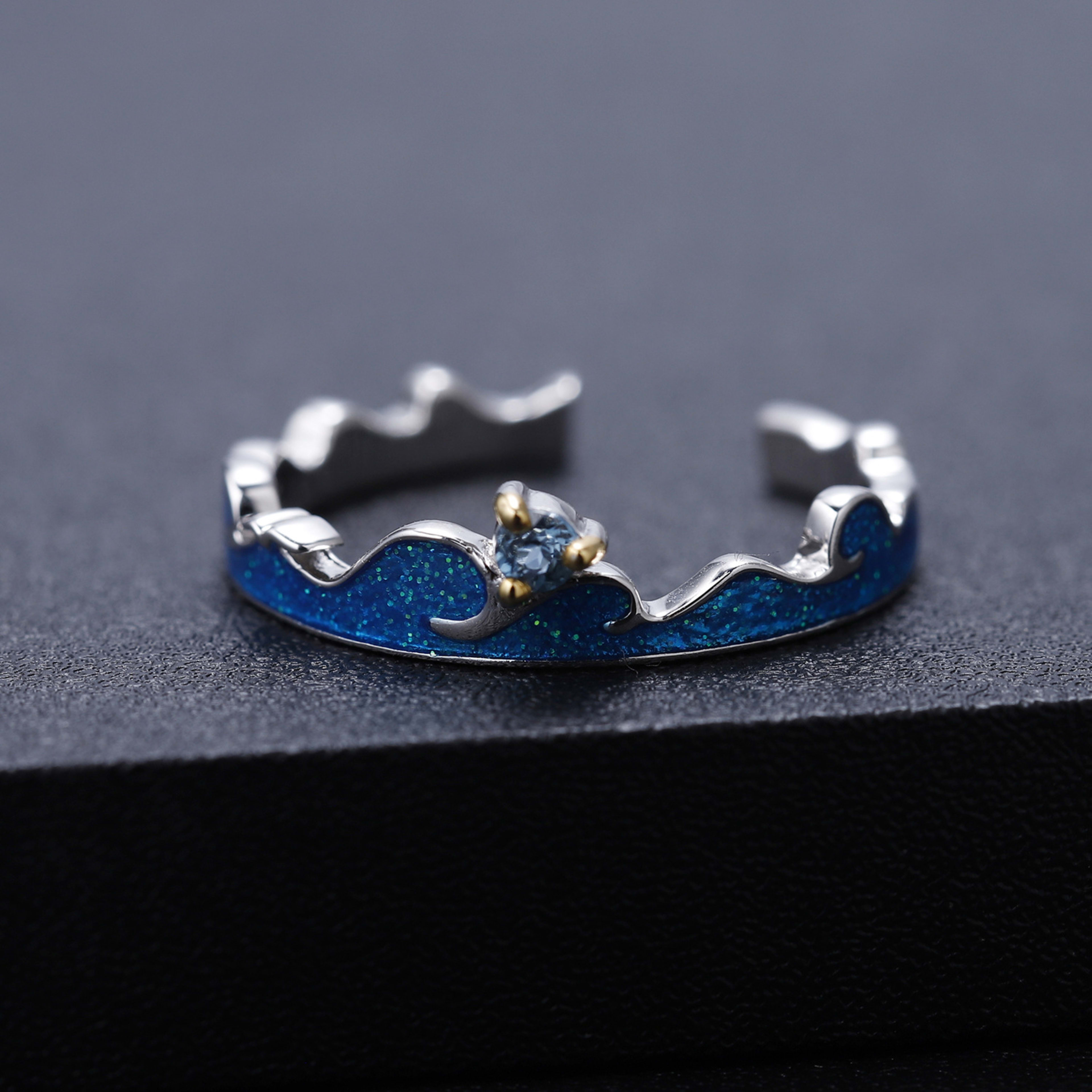 925 Silver Ring Inlaid With Swiss Blue Topaz Exuding Elegance And Sophistication 2