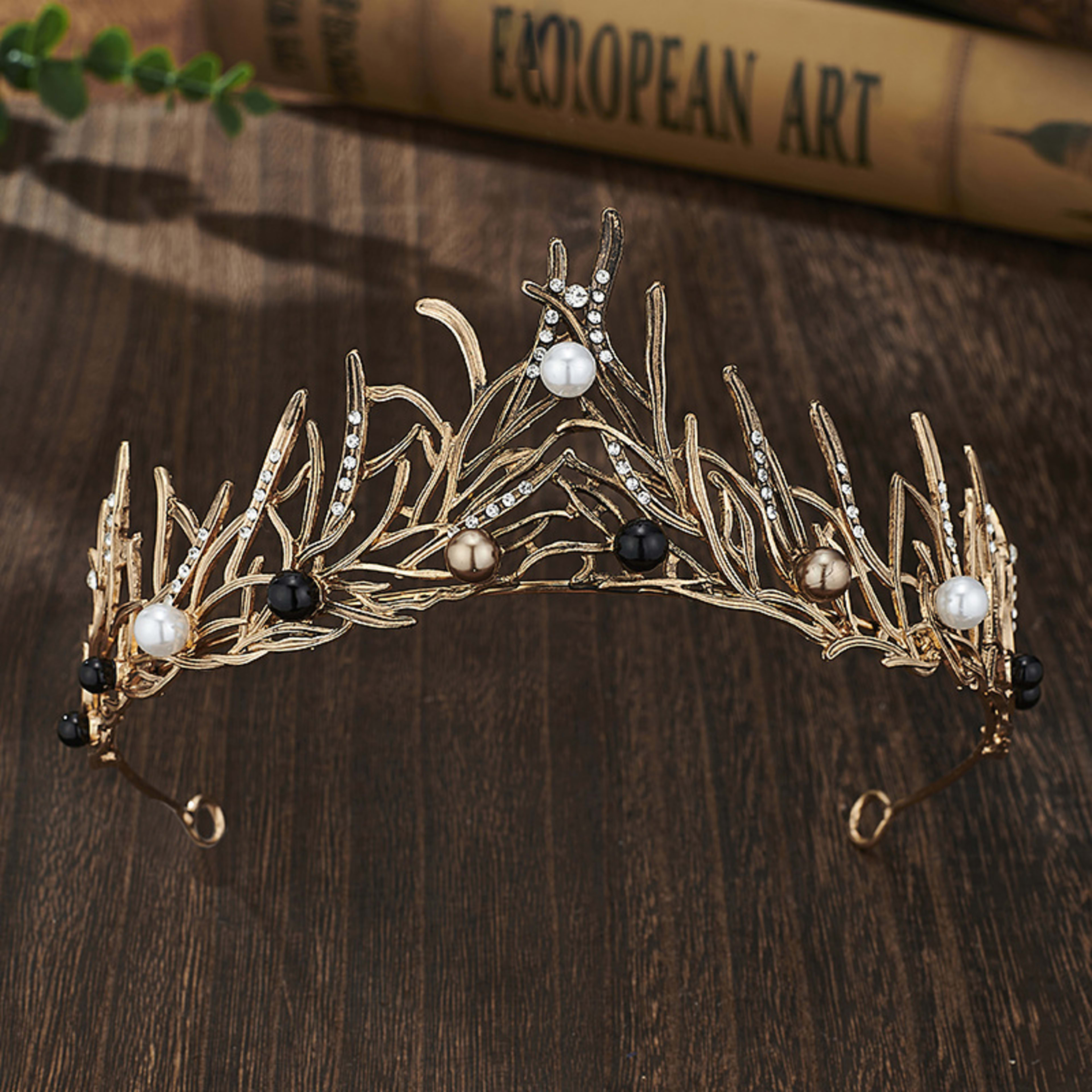 Retro Bridal Crown Alloy Minimalist Baroque Headband With Pearl Accents 3