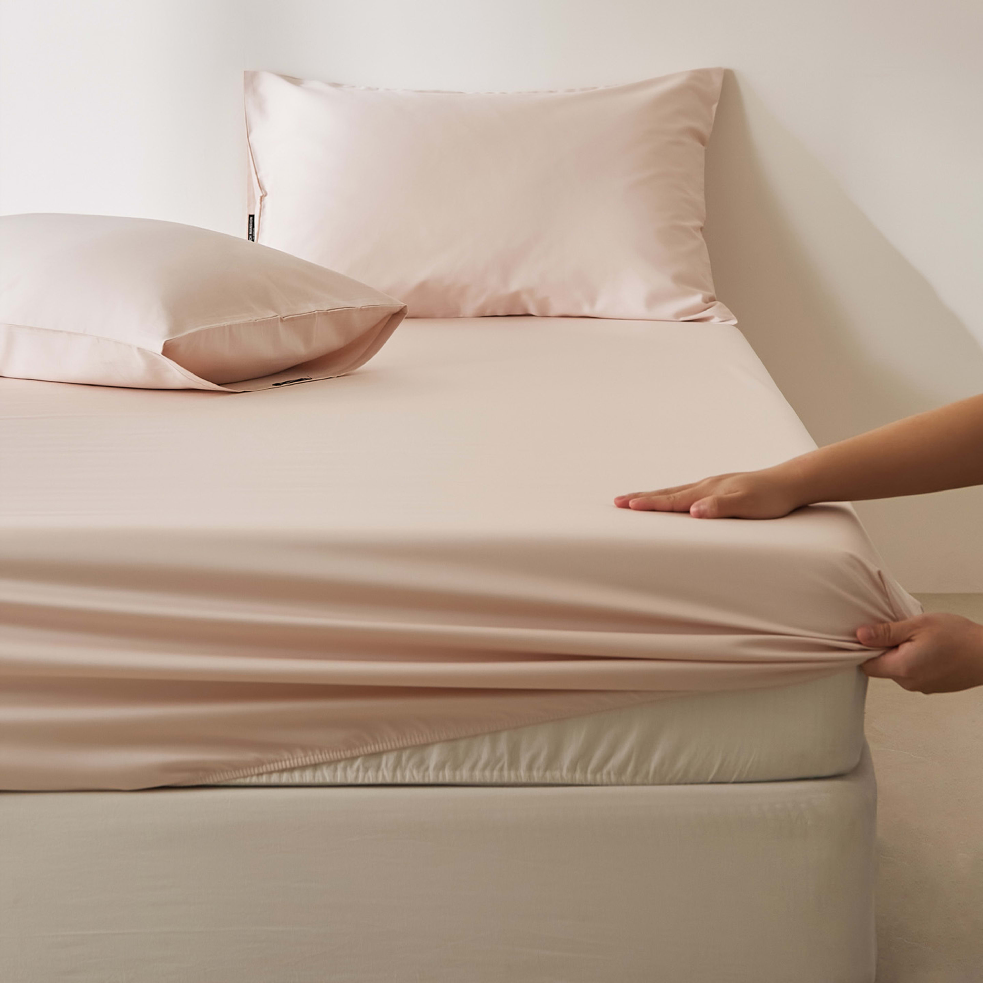Solid-color Satin Cotton Bedspread Protector Cover 6