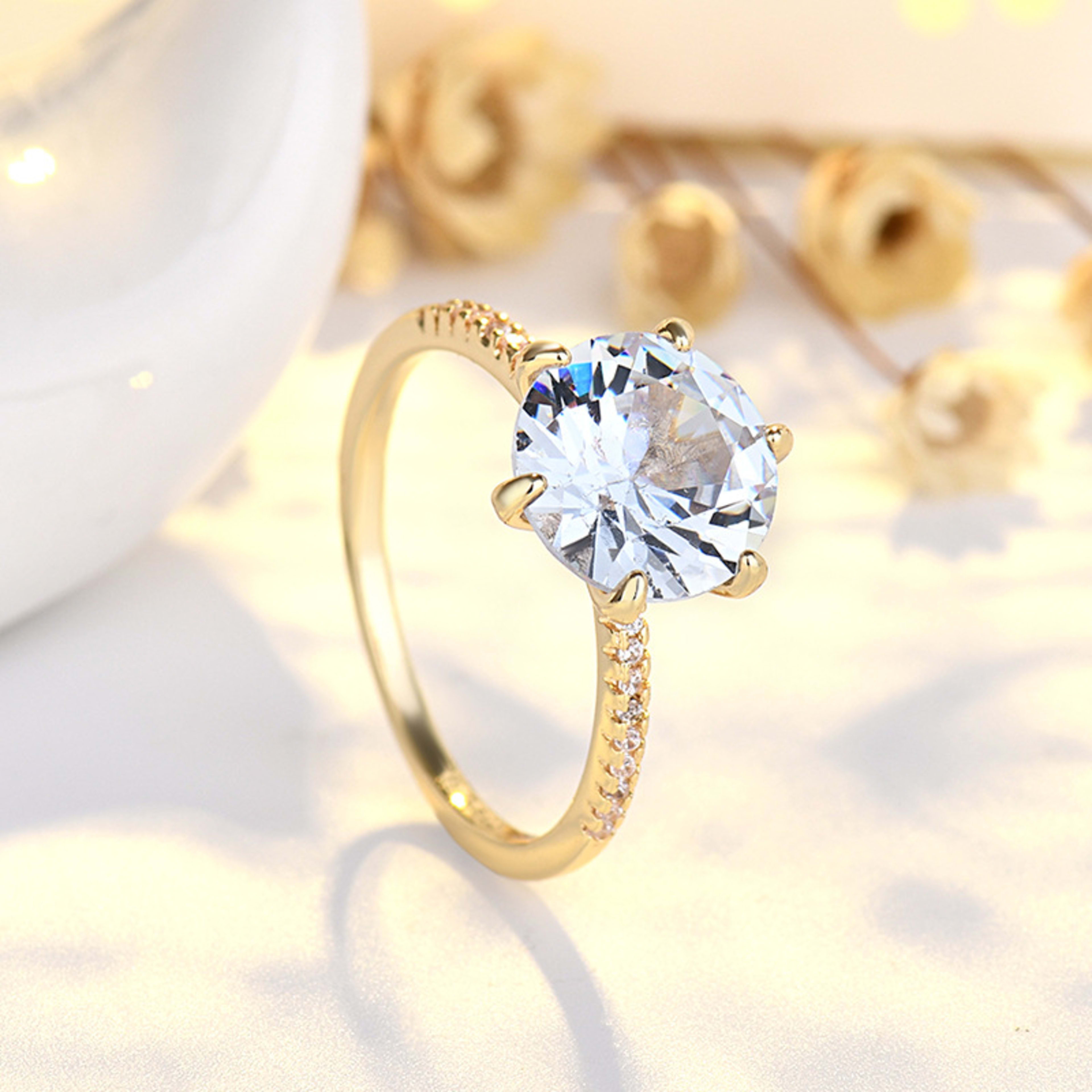Fashionable Geometric Six-Prong Diamond Ring 3