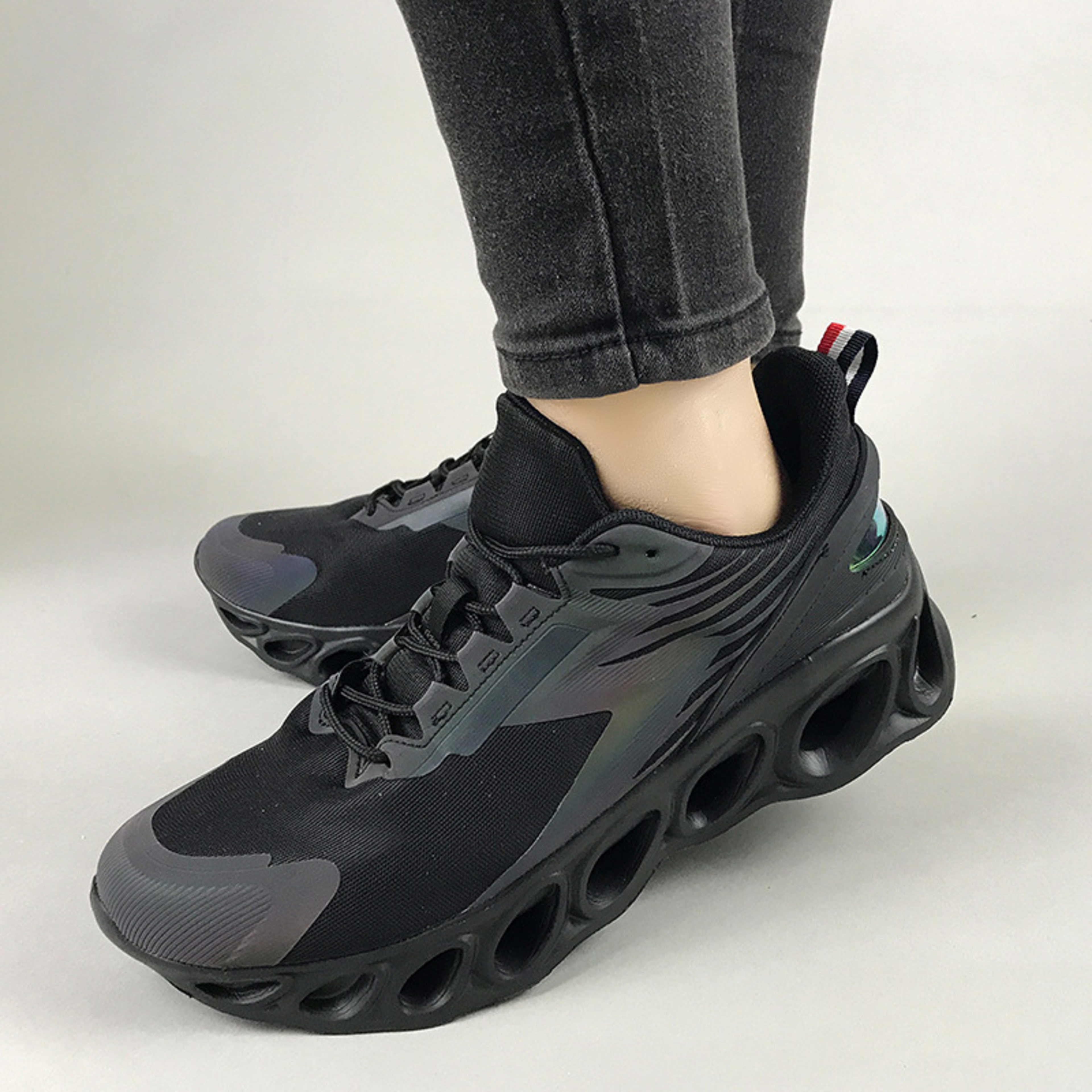 Breathable Sports Versatile Men's Shoes 5