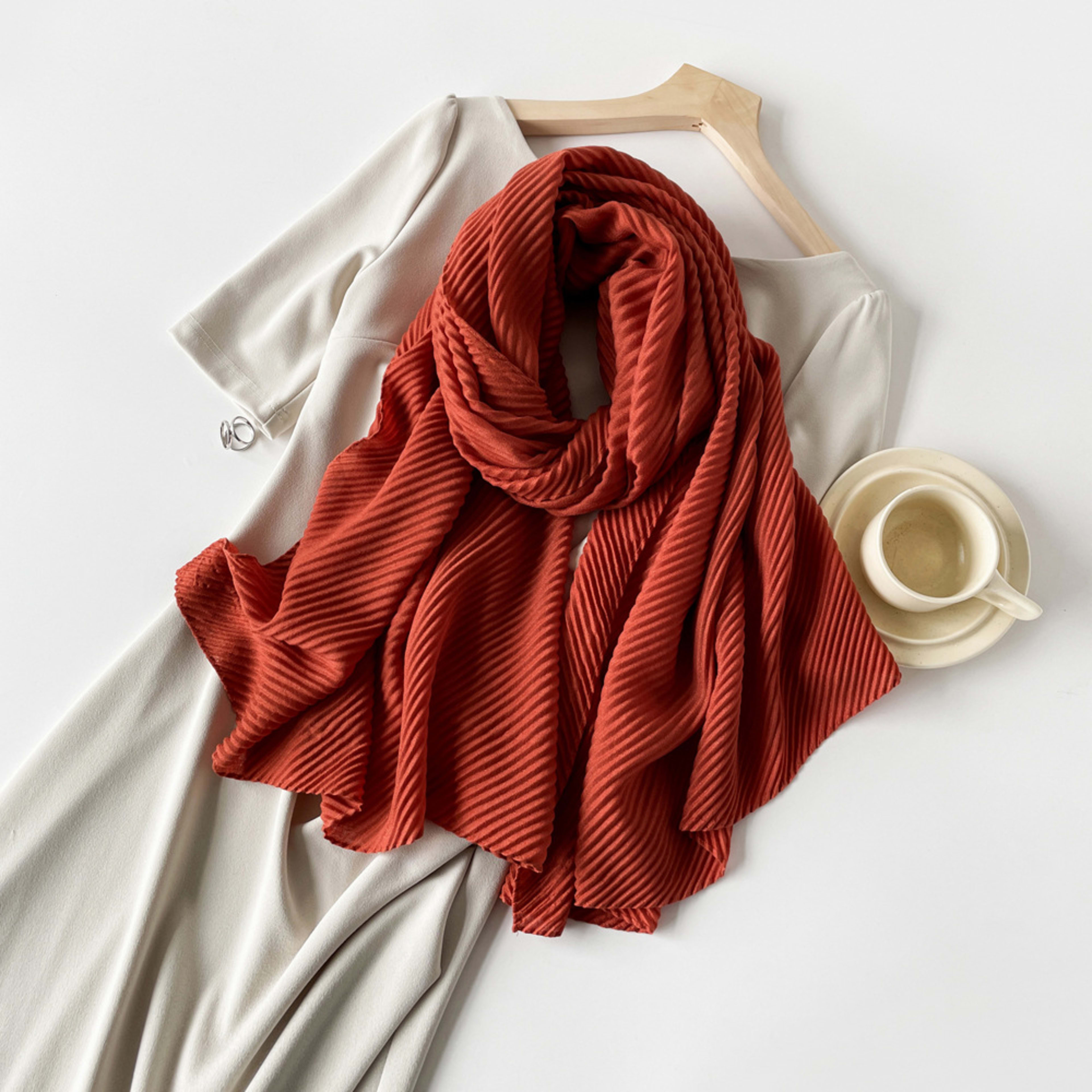 Womens Cotton-Linen Blend Scarf With Minimalist Print 6