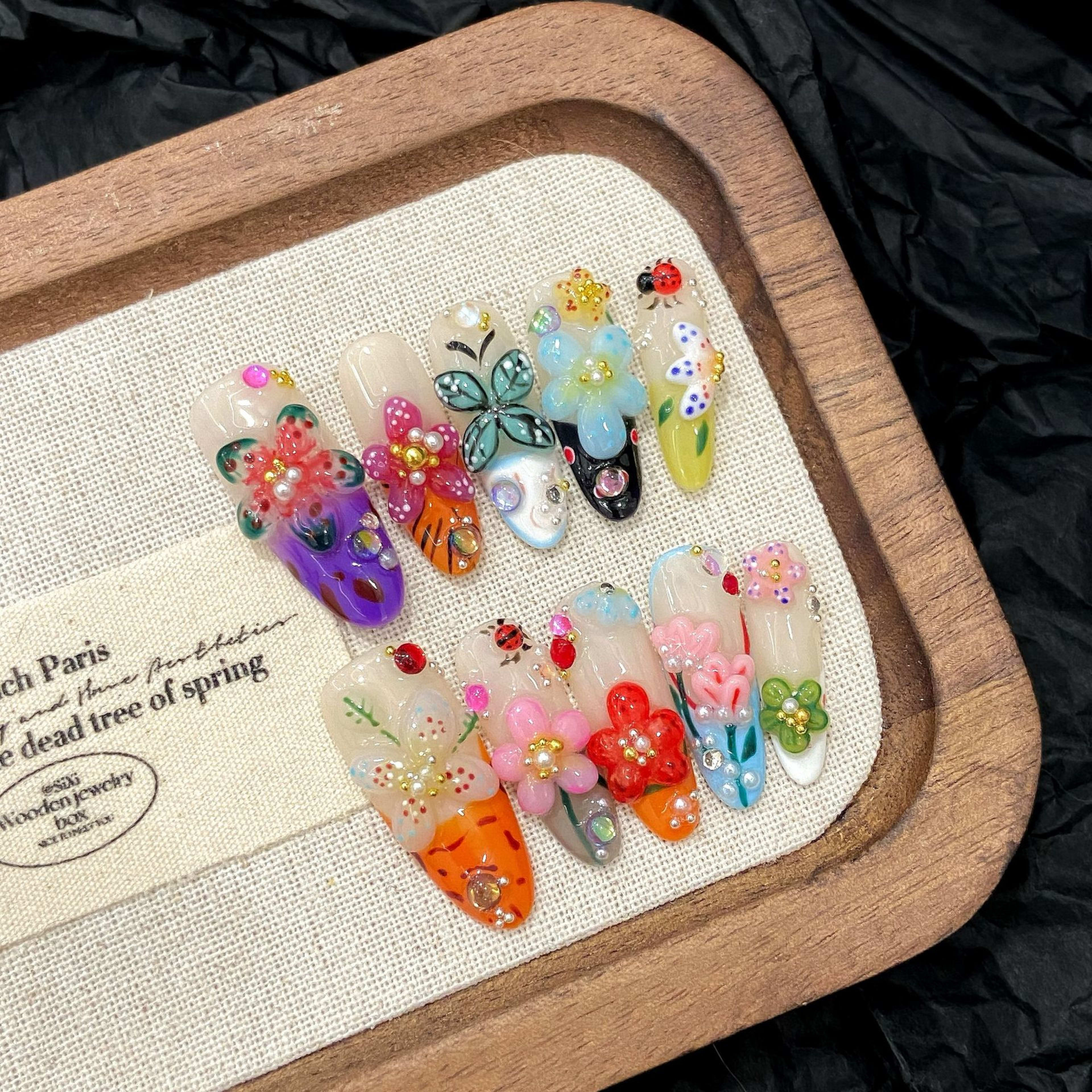 Island Elf Trendy Wearable Nails Featuring French-style 3D Floral And Insect Carvings 4