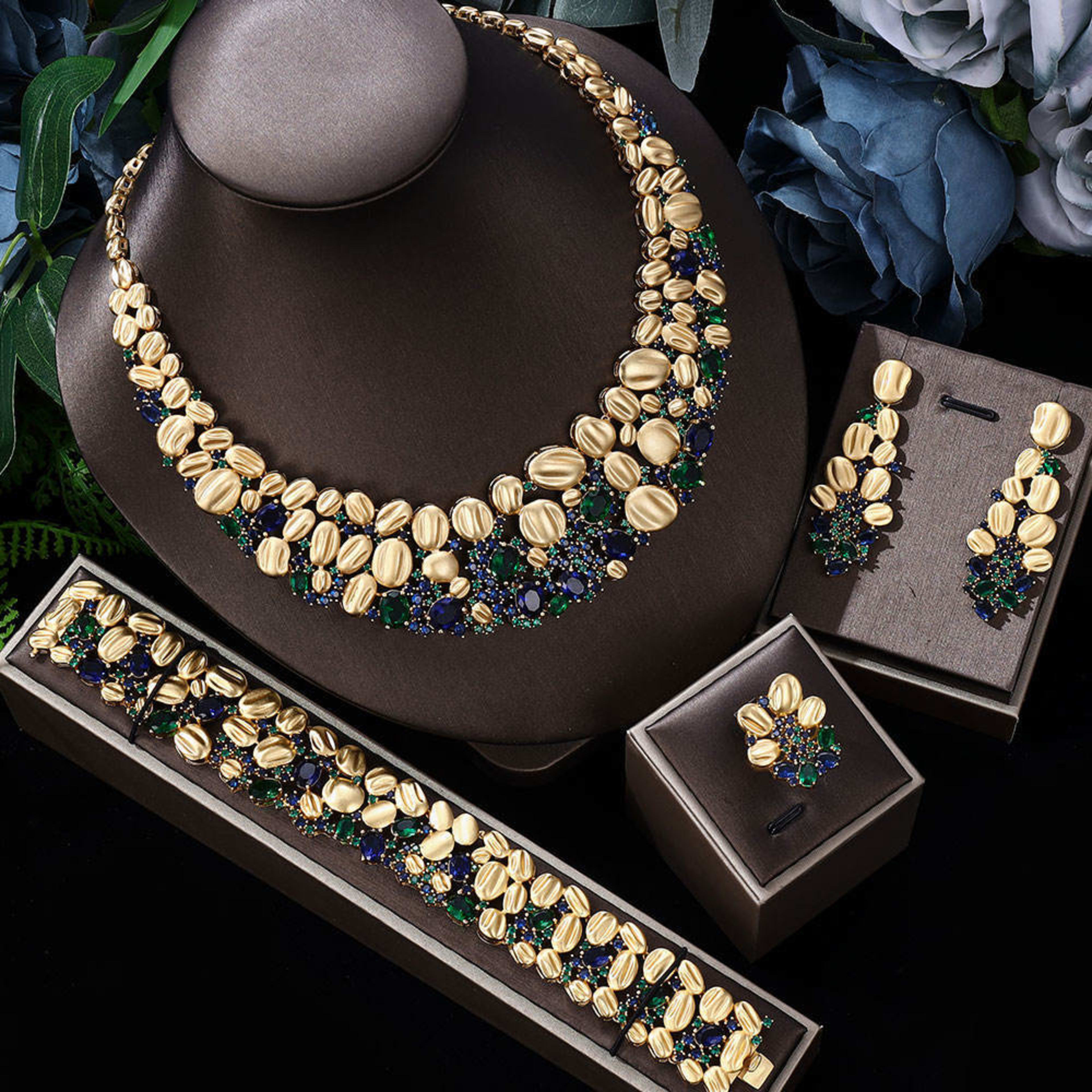 Exaggerated Necklace And Earring Wedding Set, Luxurious And Fashionable 4