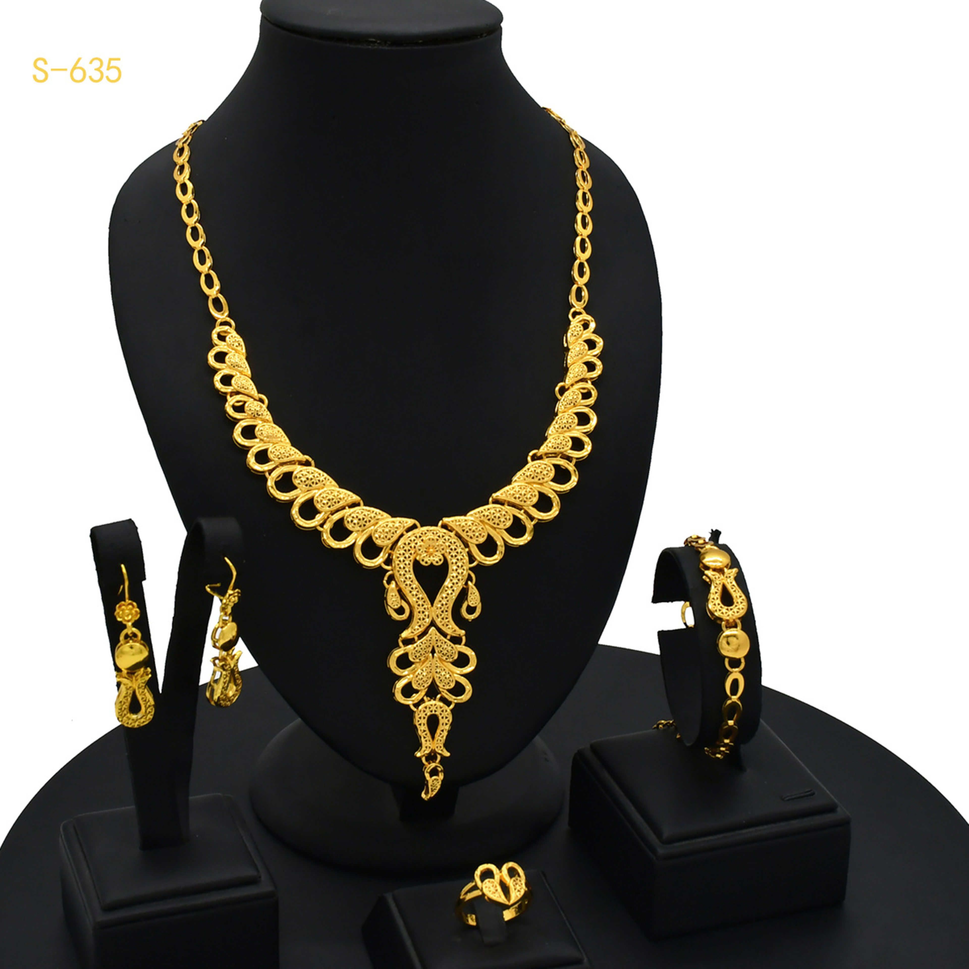 24K Gold Plated Arabic Women's Bridal Jewelry Suit 3