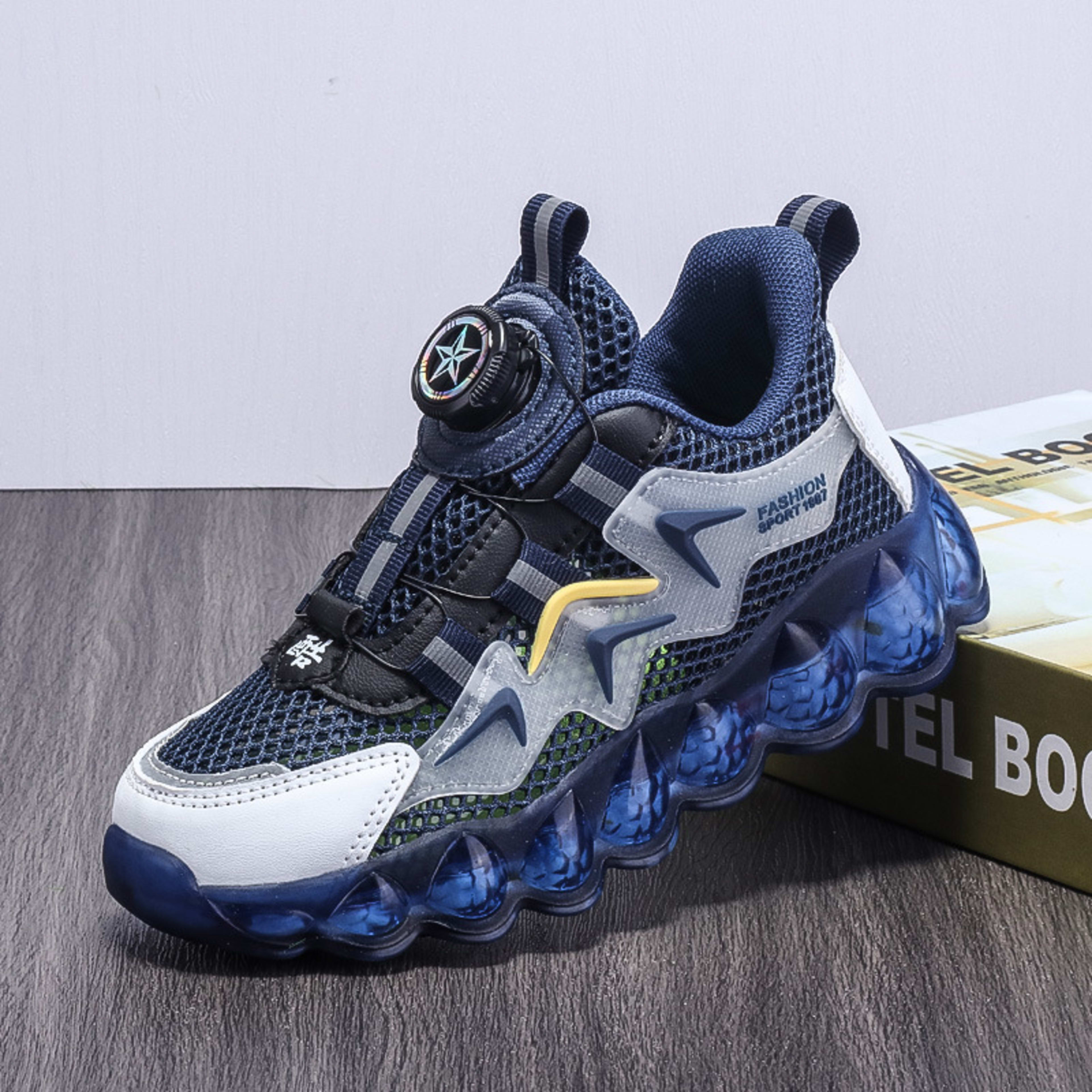 Boys' Hollow Mesh Surface Breathable Leisure Sports Soft Bottom Running Shoes 6
