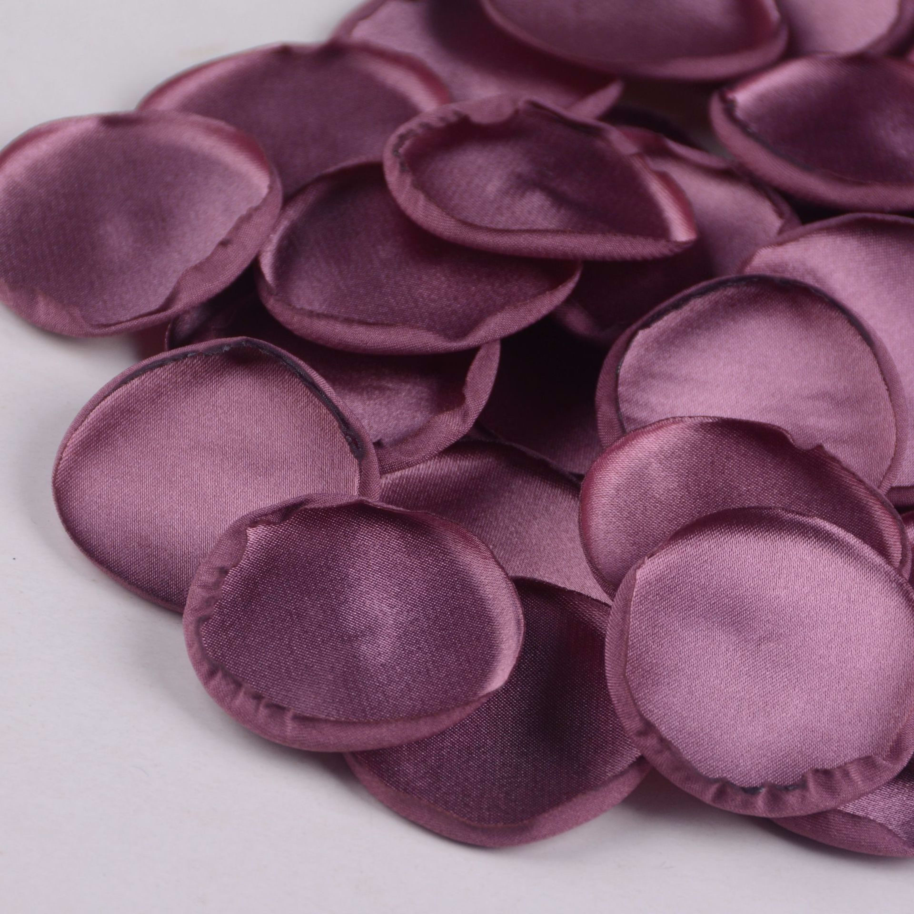 4cm Silk Rose Burnt Edge Petals Wedding Glowing Cream Powder Laminate 28
