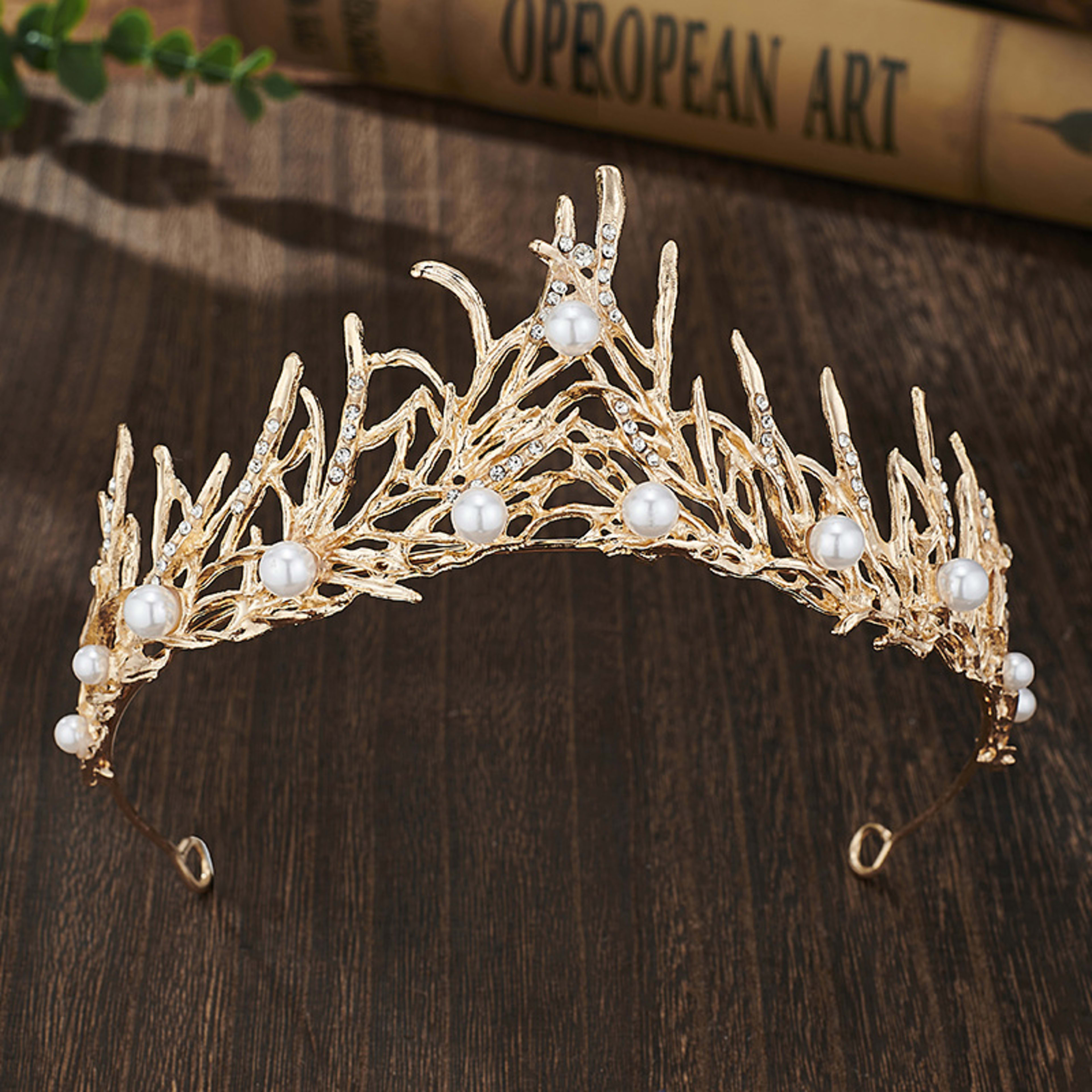 Retro Bridal Crown Alloy Minimalist Baroque Headband With Pearl Accents 6