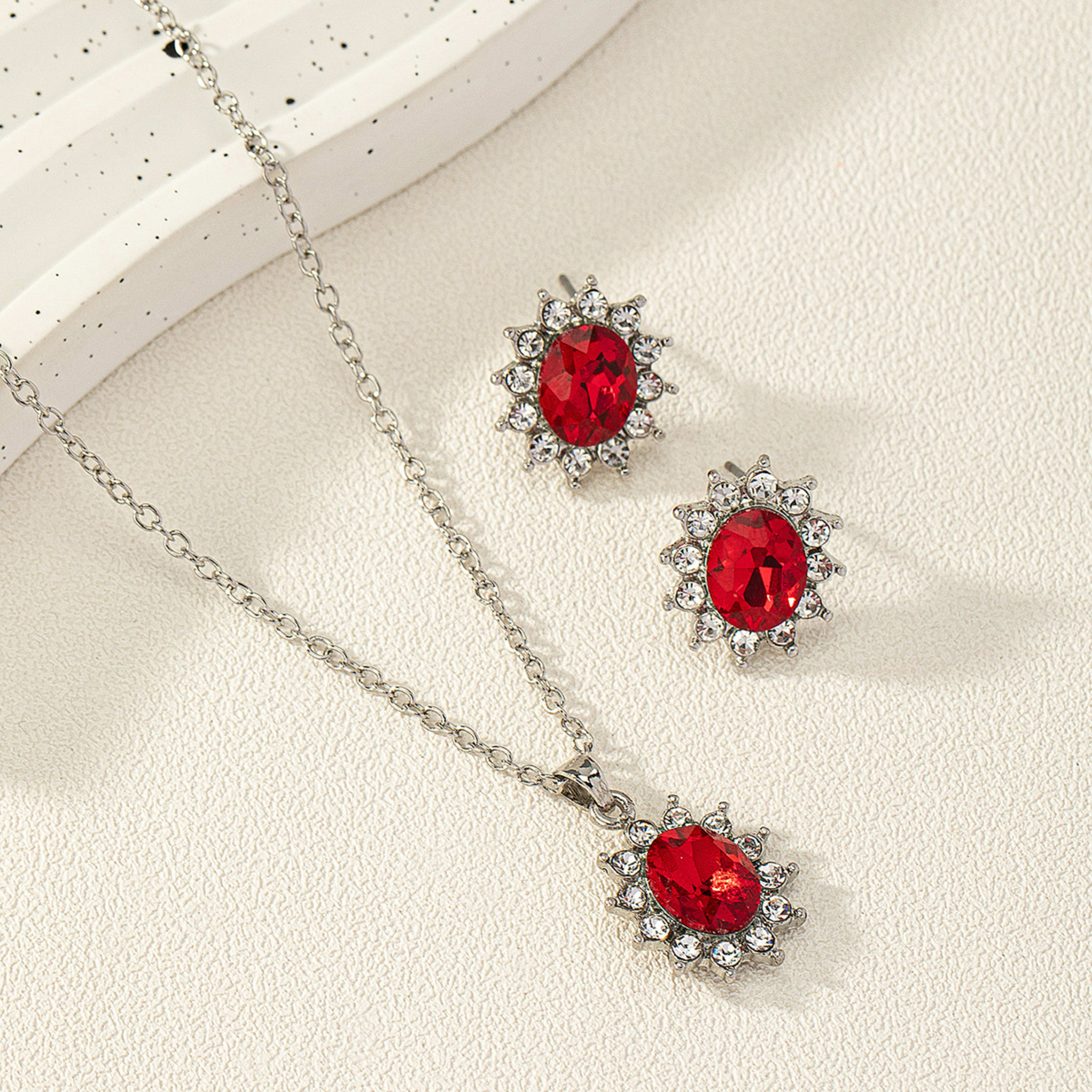 European And American Fashion SUNFLOWER Zircon Ear Stud Necklace Suit 6