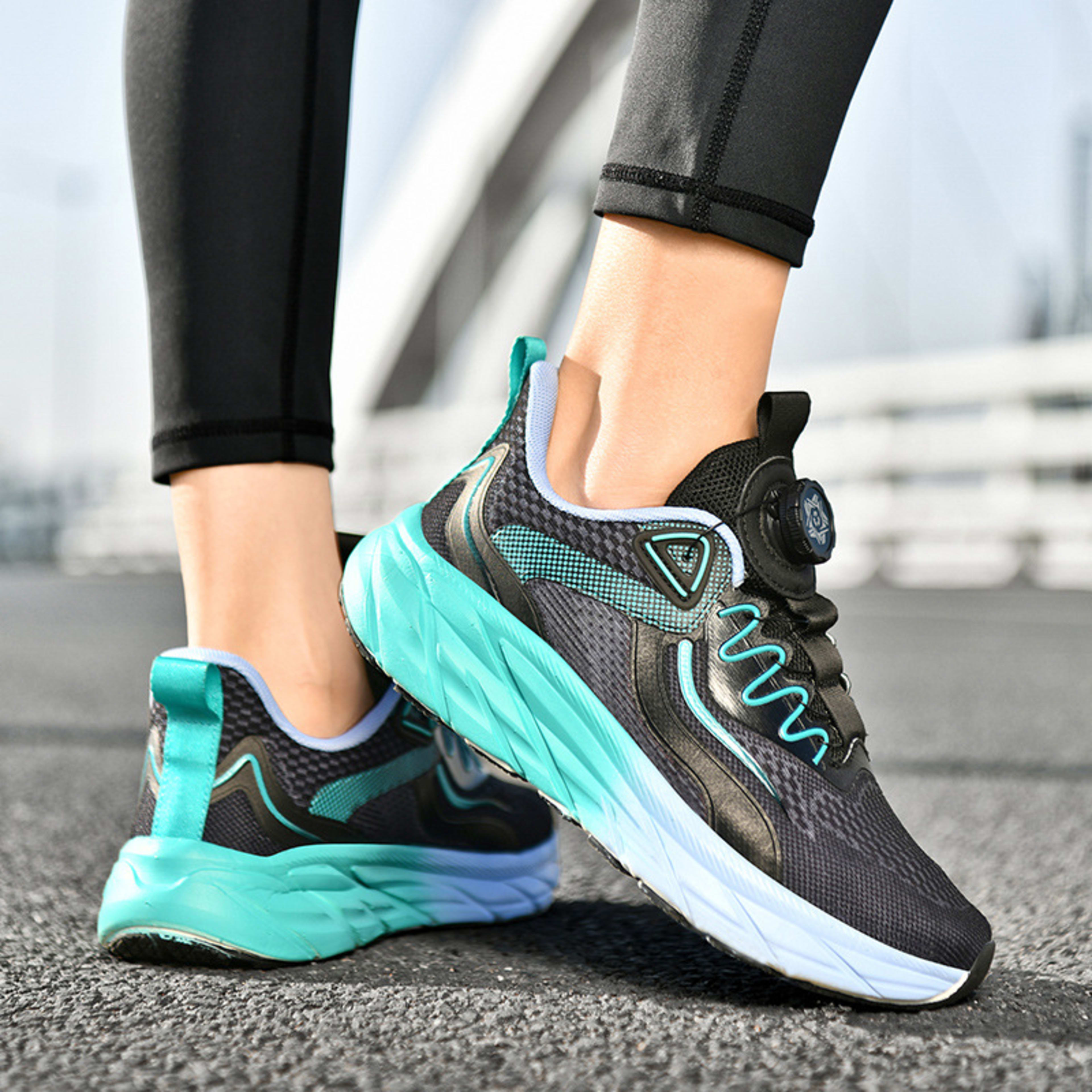 Mesh Breathable Casual Versatile Plus Size Soft Bottom Running Men Fashionable Sports Shoes 6