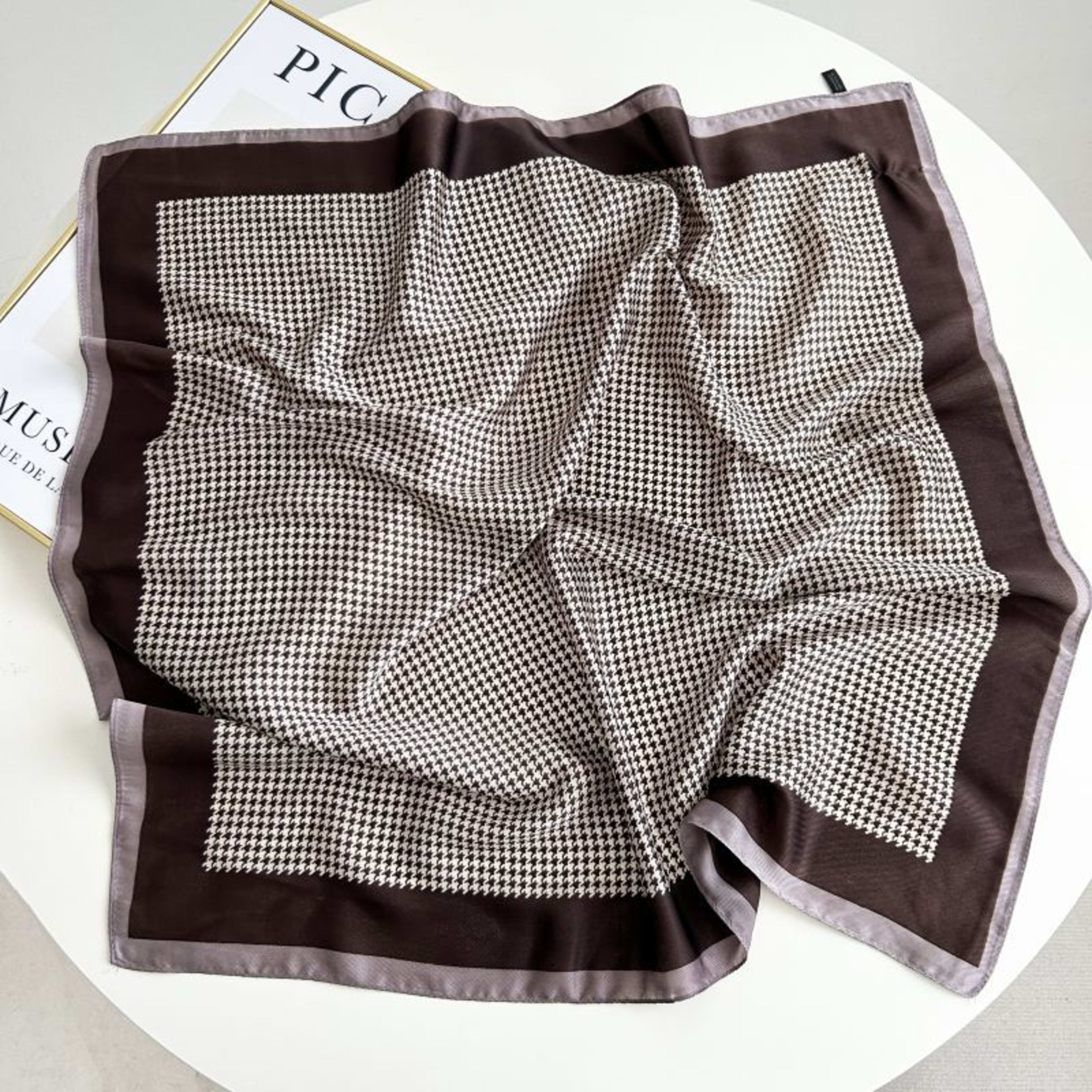 New High-end Twill Silk-look Square Scarf 36