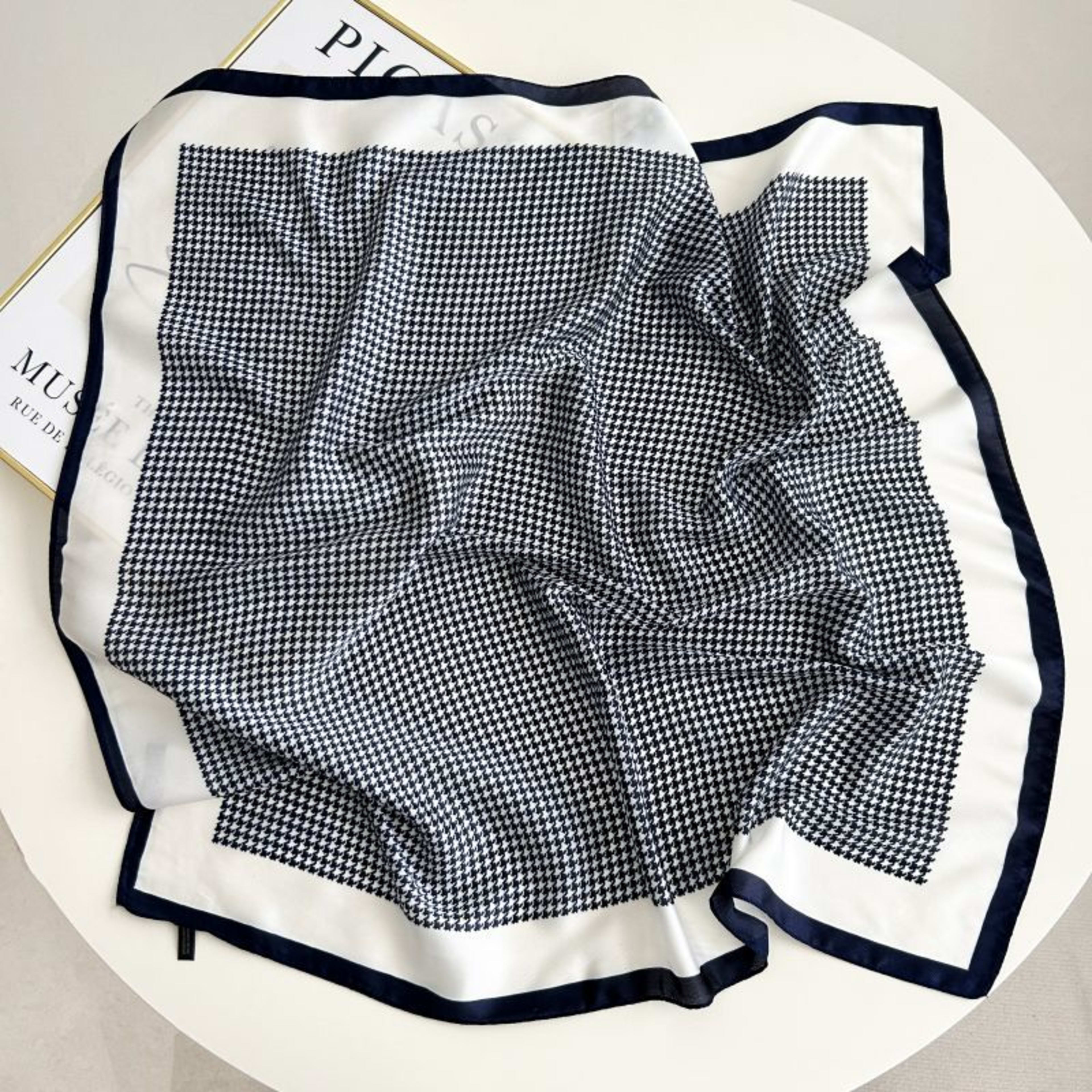 New High-end Twill Silk-look Square Scarf 43