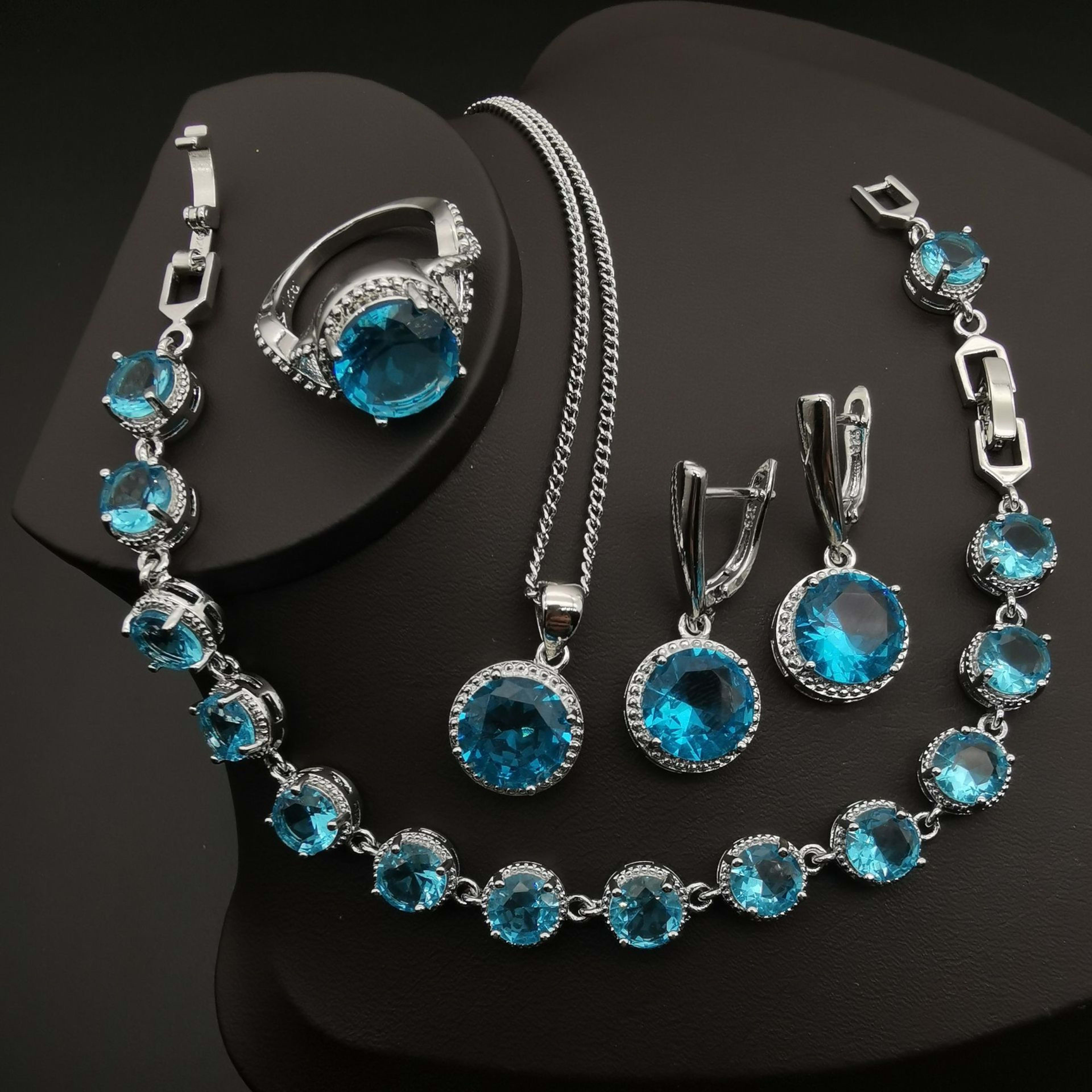 European And American Style Jewelry Round Diamond 4 PCs Set 5