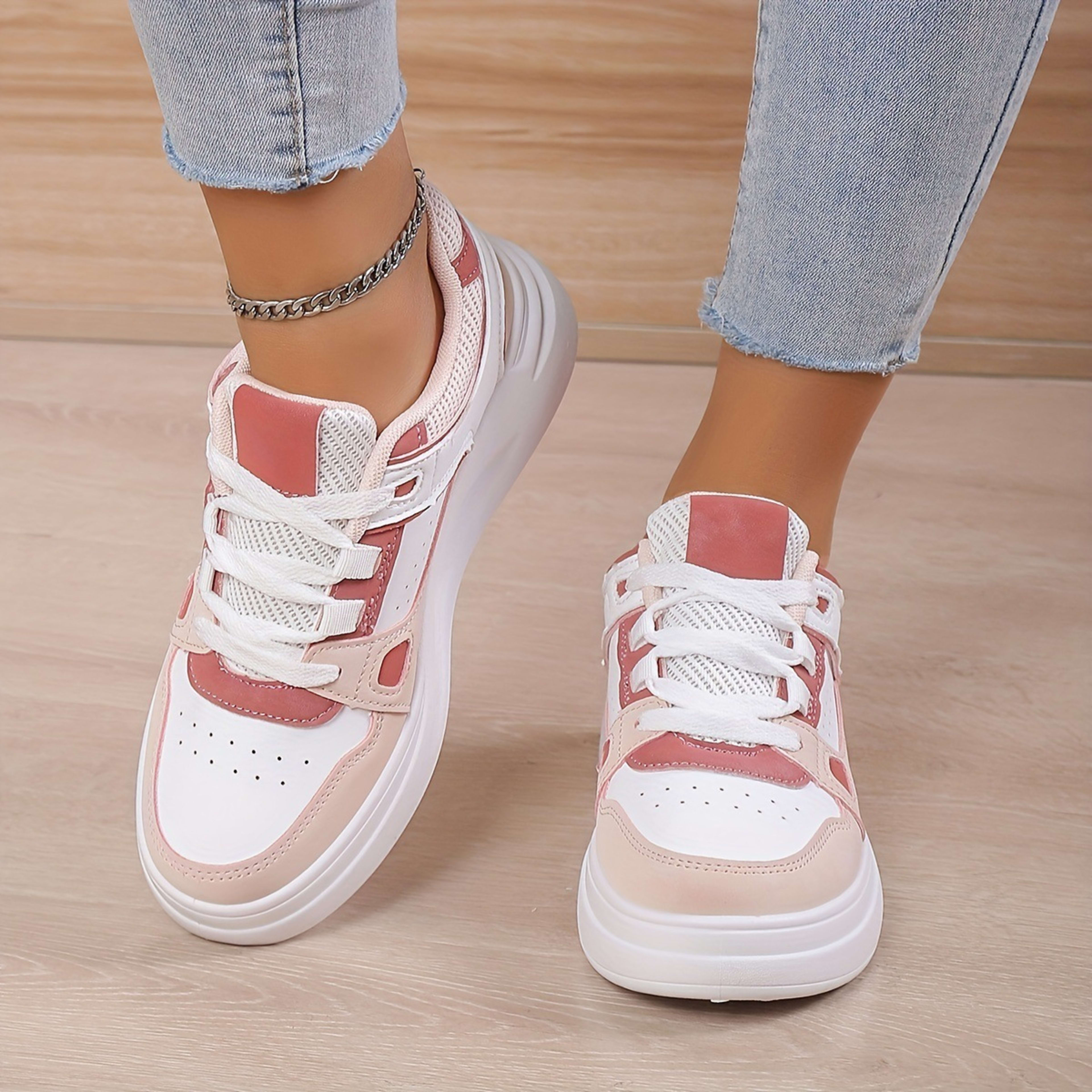 Thick Bottom Show Feet Small Sports Leisure Sneaker 2
