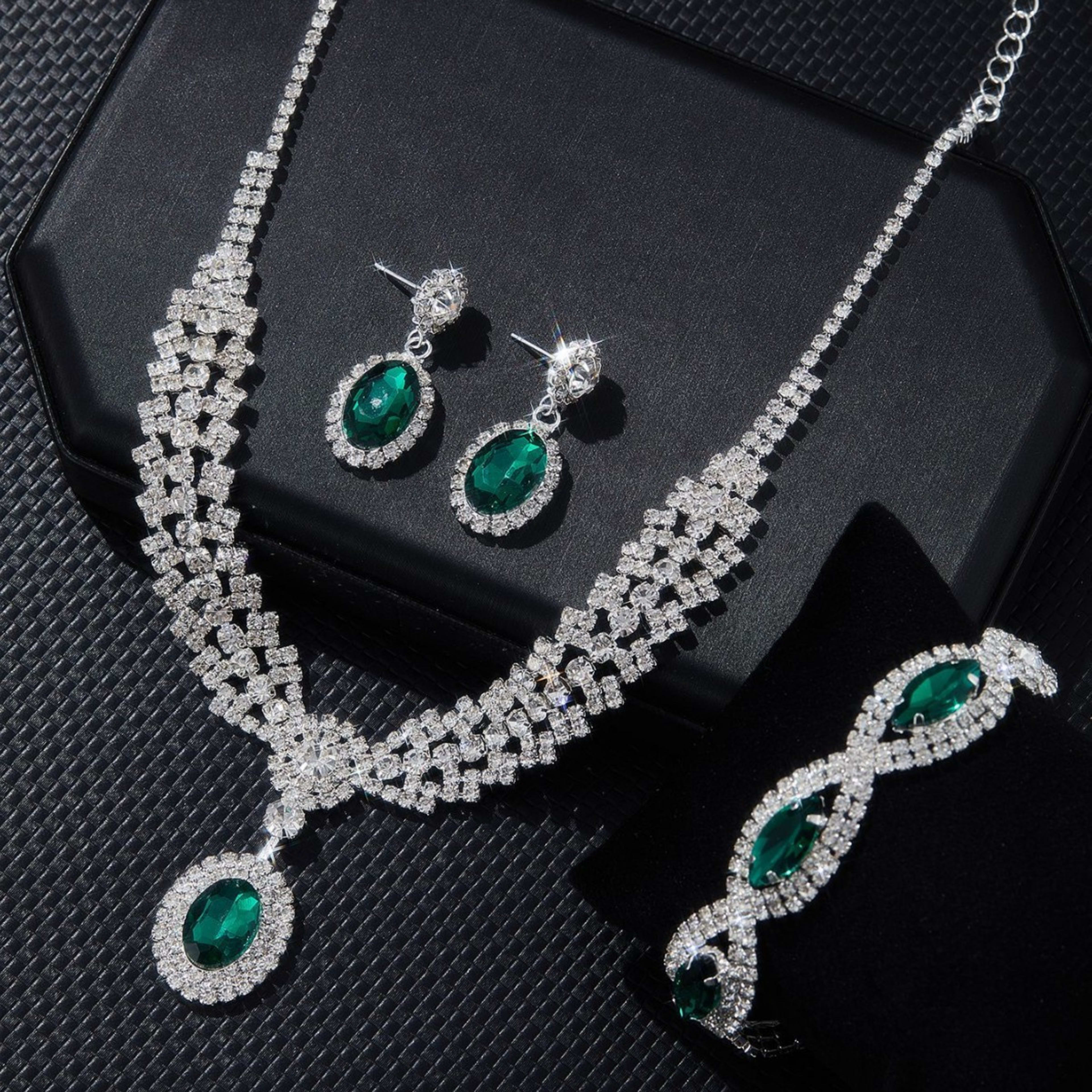 New European And American Style Elegant Luxury Sapphire Necklace Set Of Four Pieces 7