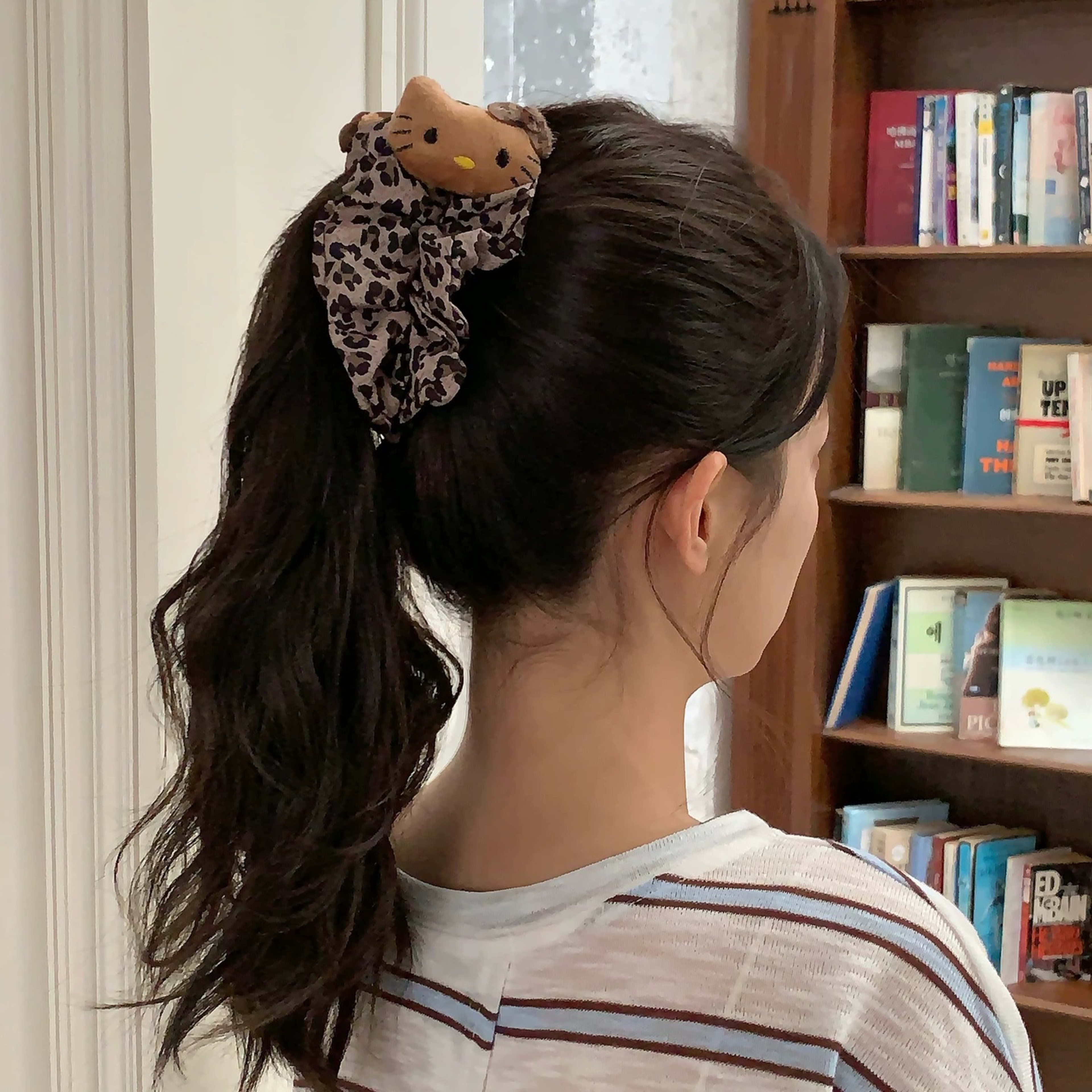 Elegant Sophisticated Bun-style Ponytail Clip For The Back Of The Head 20