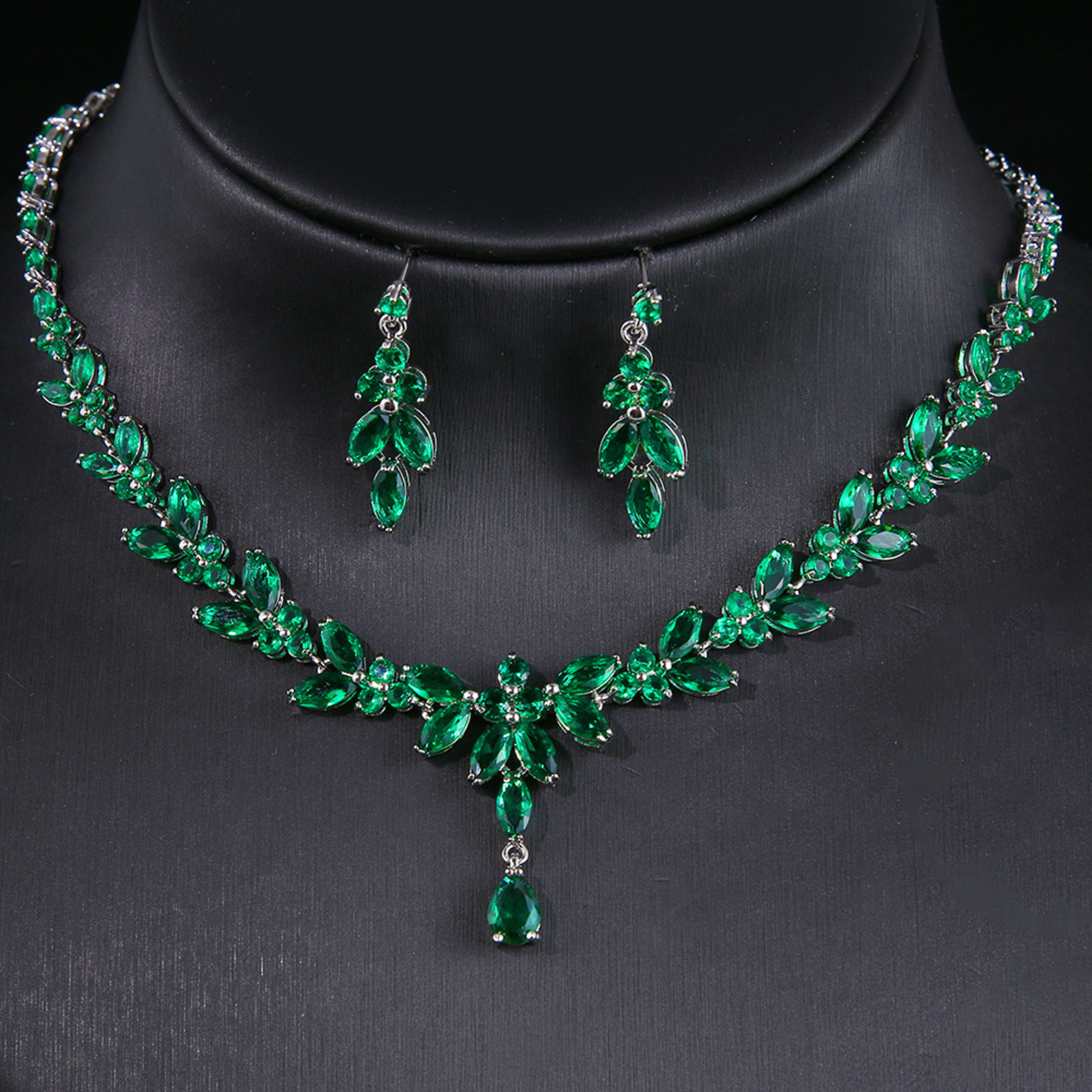 Elegant Long Horse Eye Water Drop Zircon White Gold Necklace Earrings Jewelry Suit