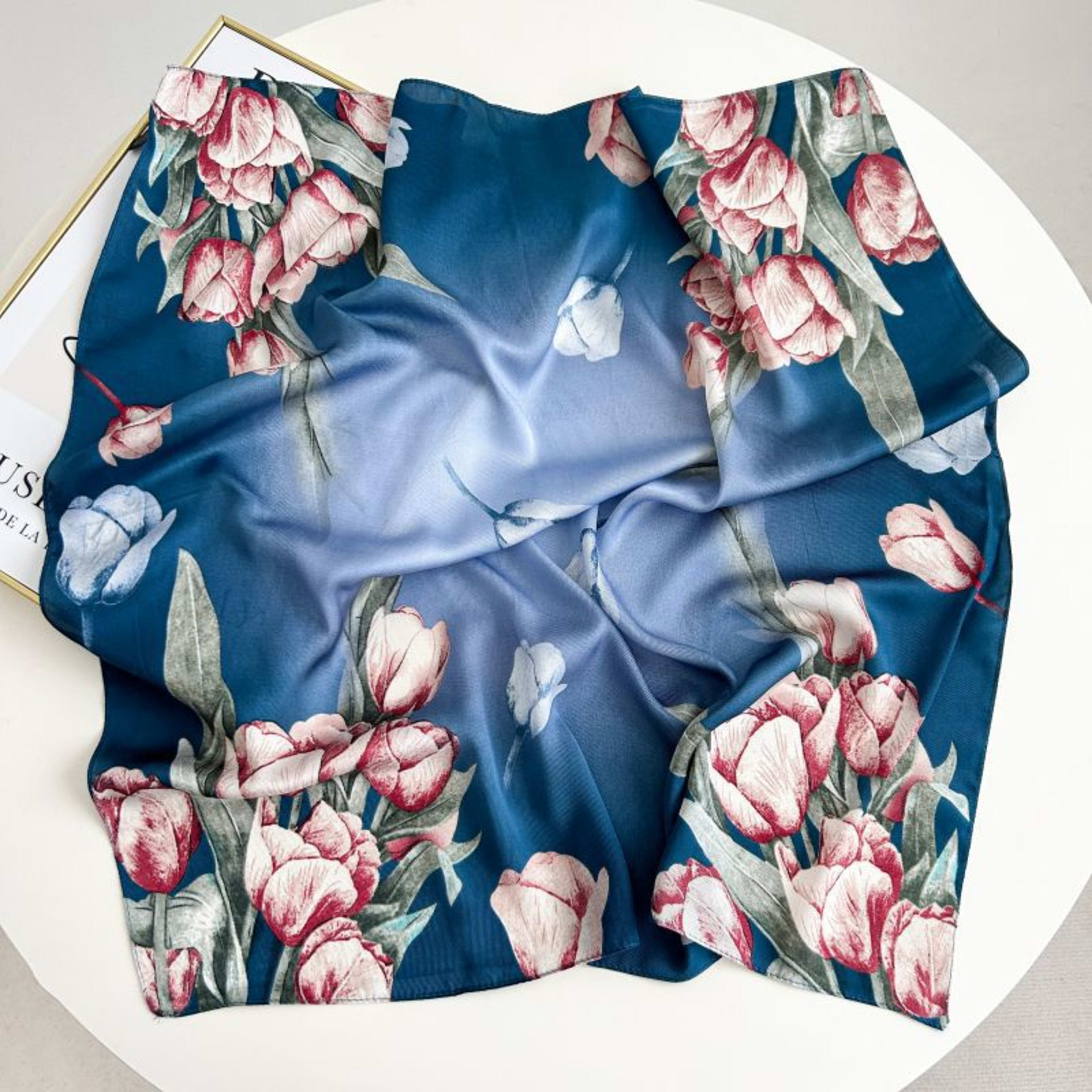 New High-end Twill Silk-look Square Scarf 47