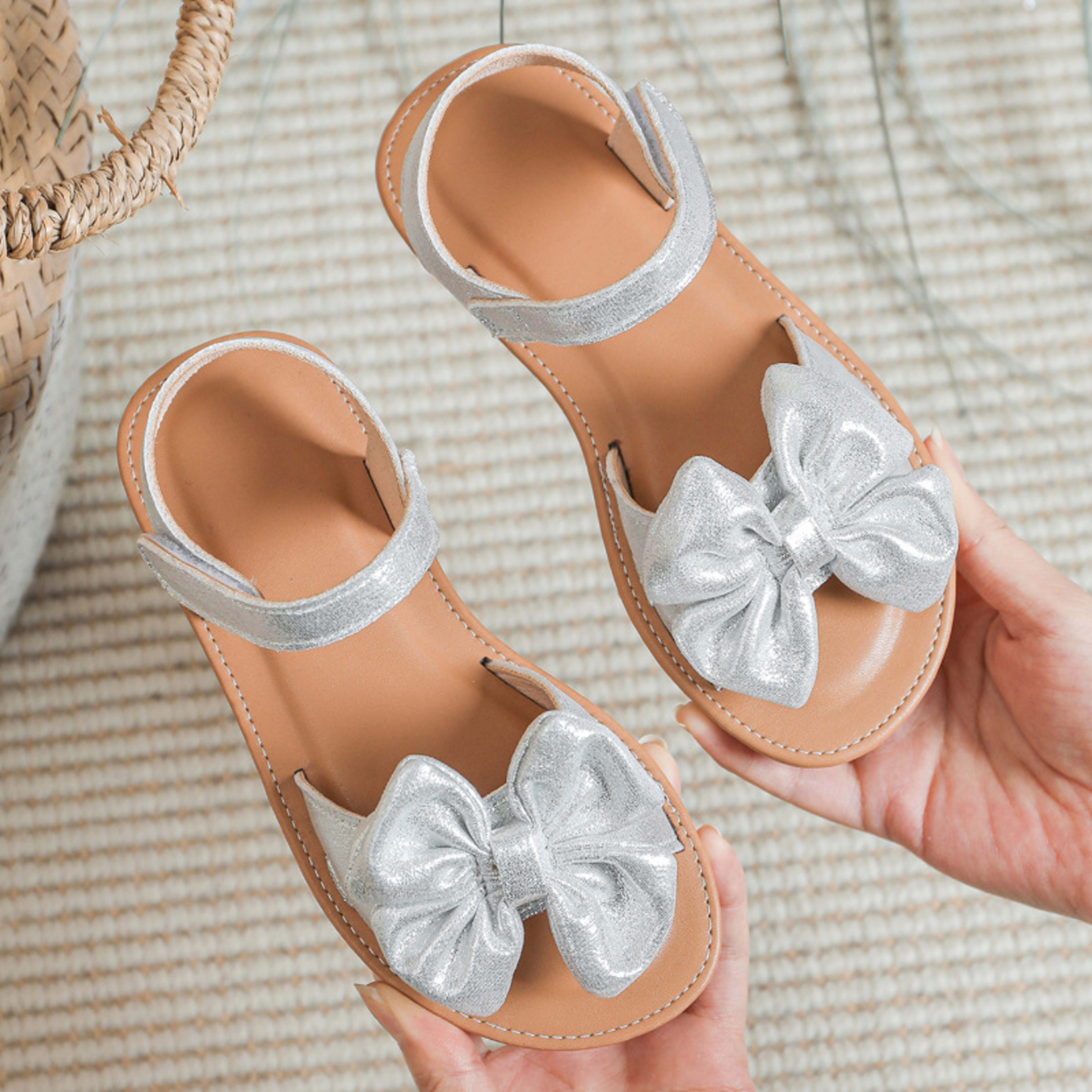 Summer New Arrival Silver Bow Knot Cute Baby Shoes 4