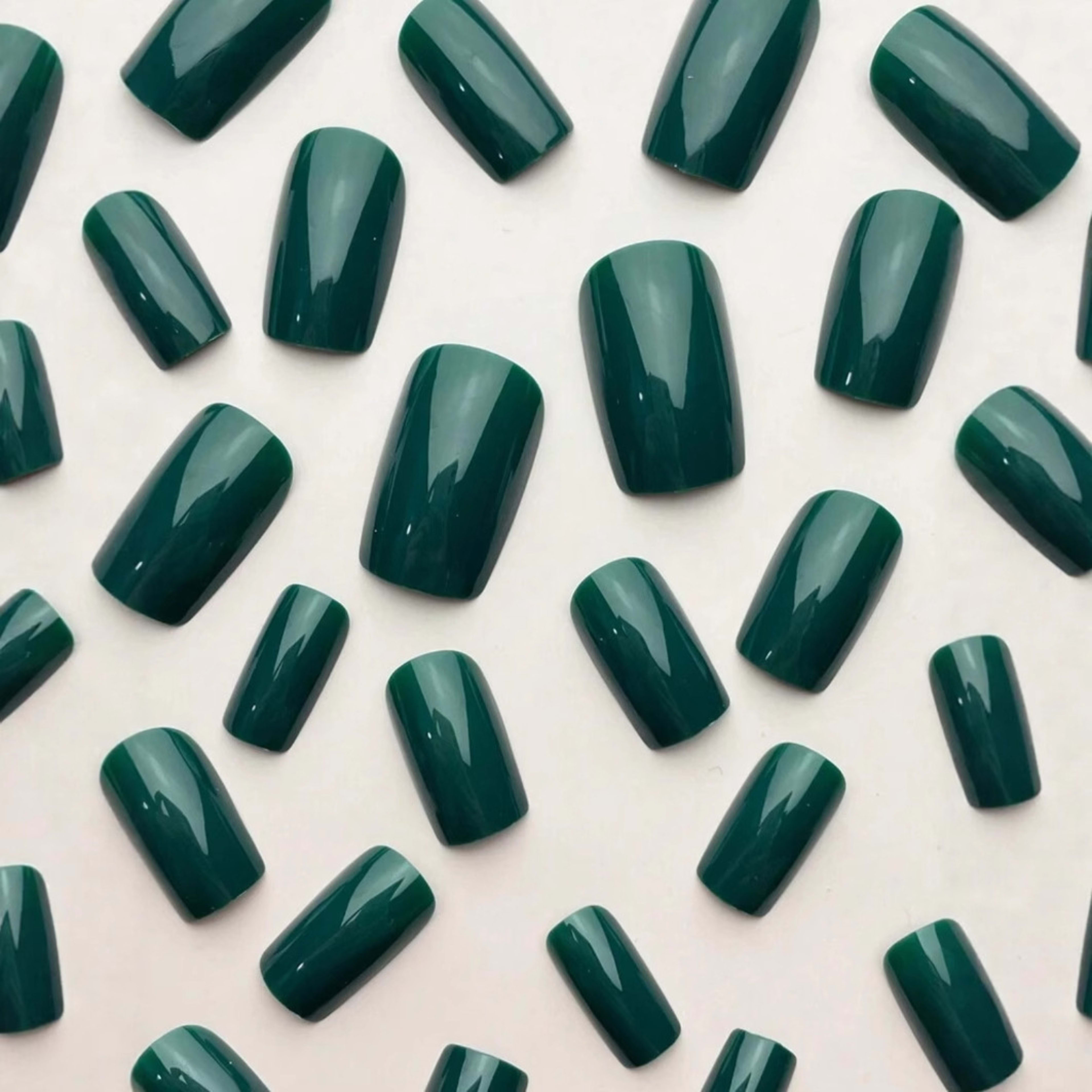 Moss Green Vintage Emerald Glossy Nail Polish