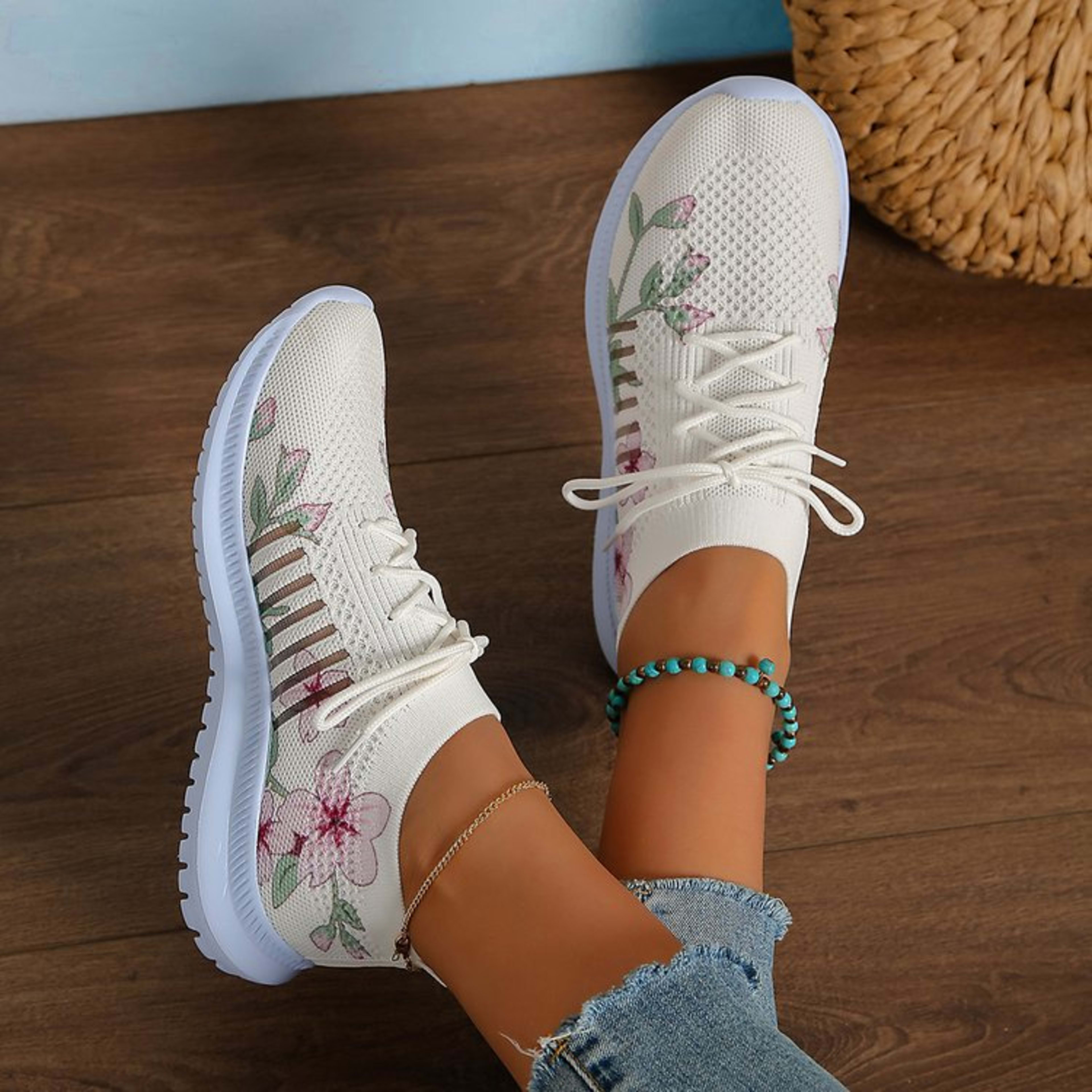 Women's Fashion Casual Mesh Flyknit Running Shoes 4