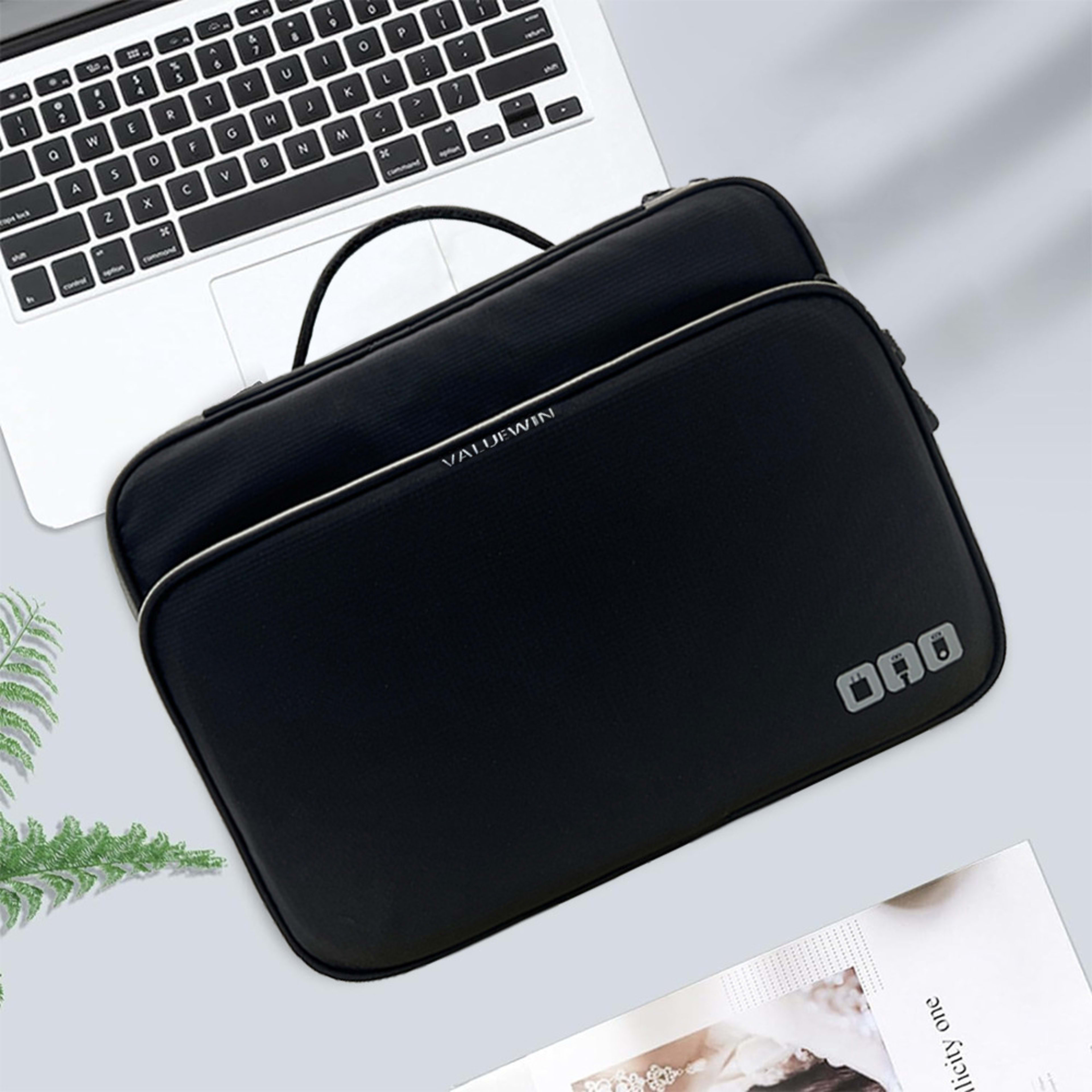 Large Capacity Three-layer Multifunctional Travel Storage Bag 1
