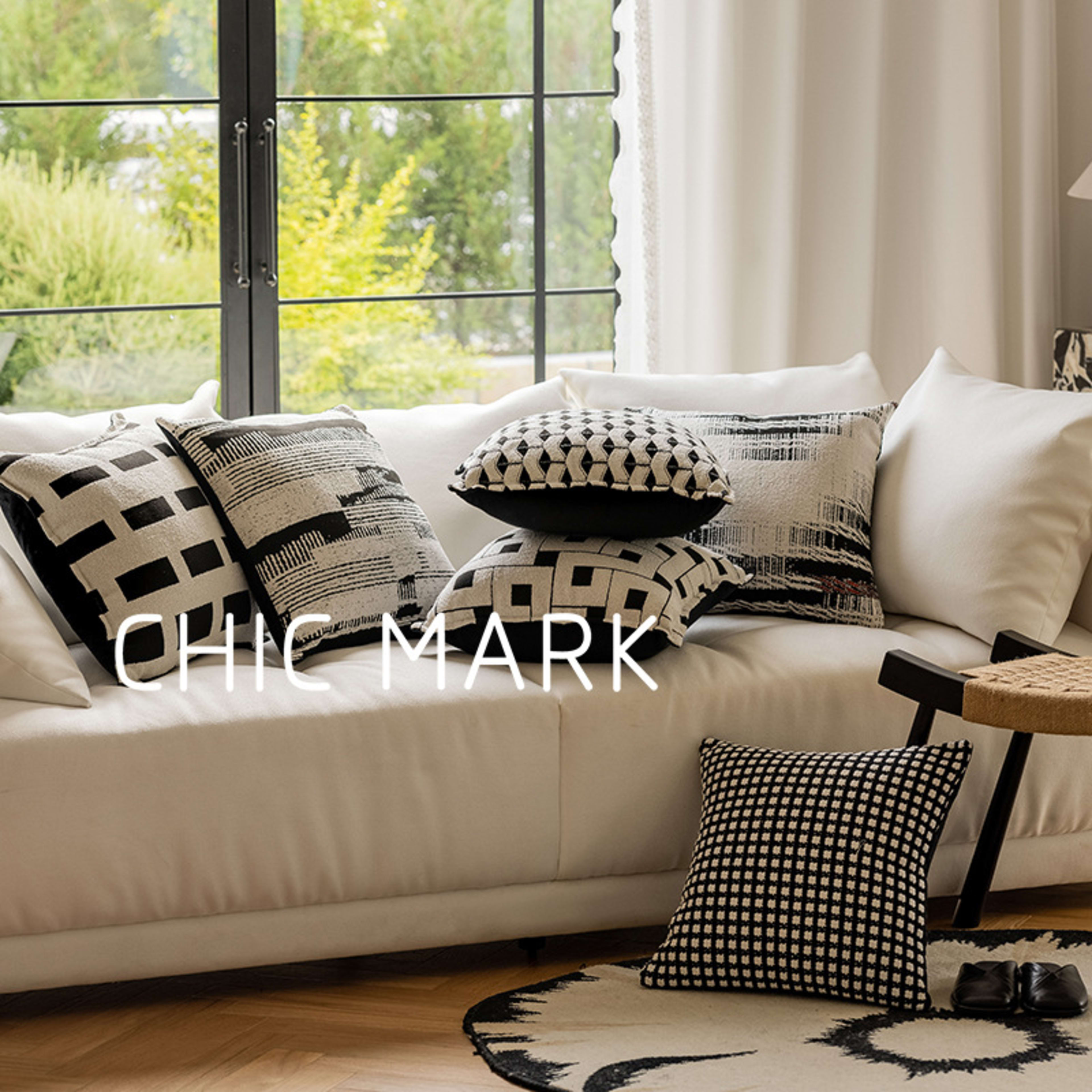 Nordic-style Minimalist Black-and-white Woven Jacquard Throw Pillow Cover 6
