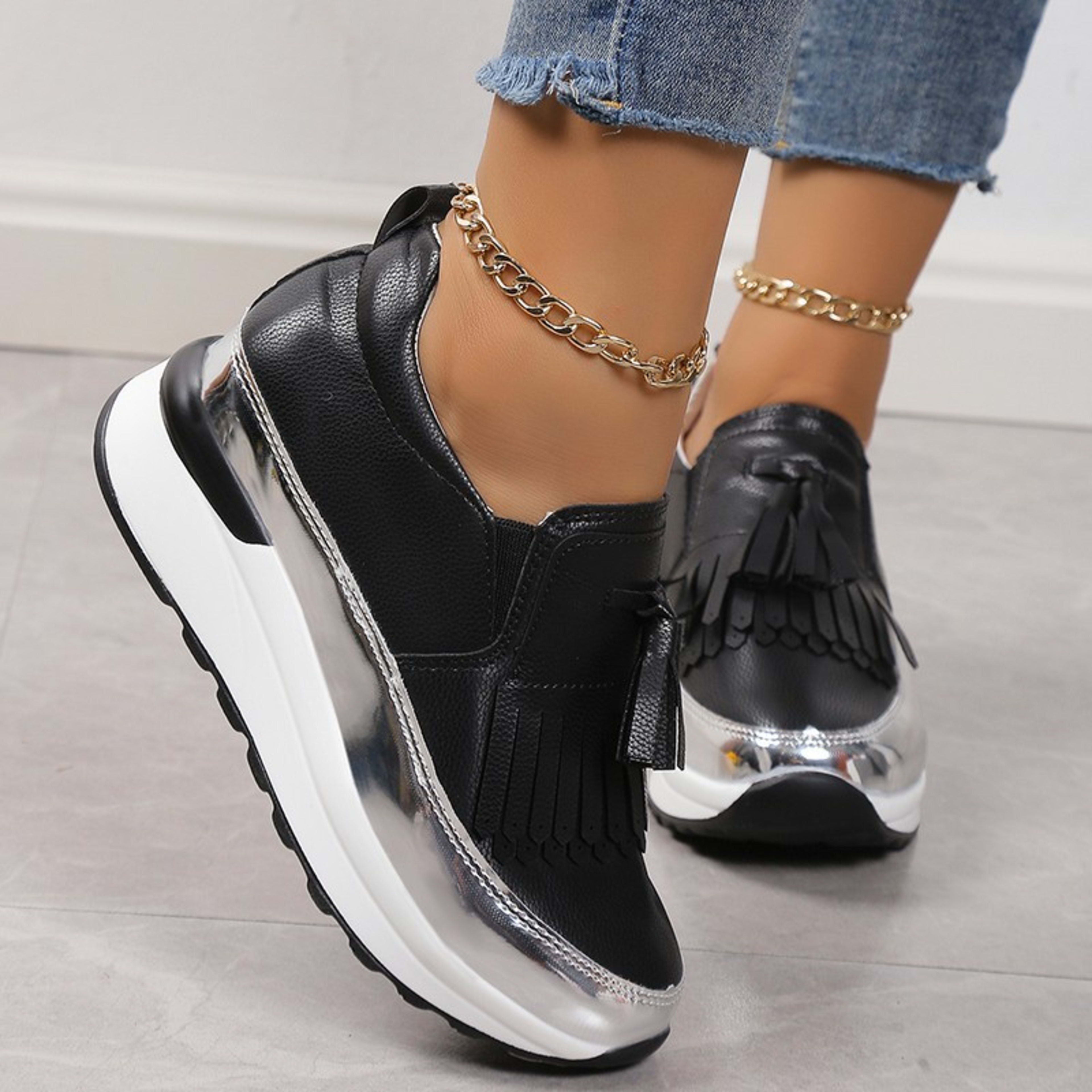 Women's Fashion Tassel Muffin Platform Casual Shoes 1