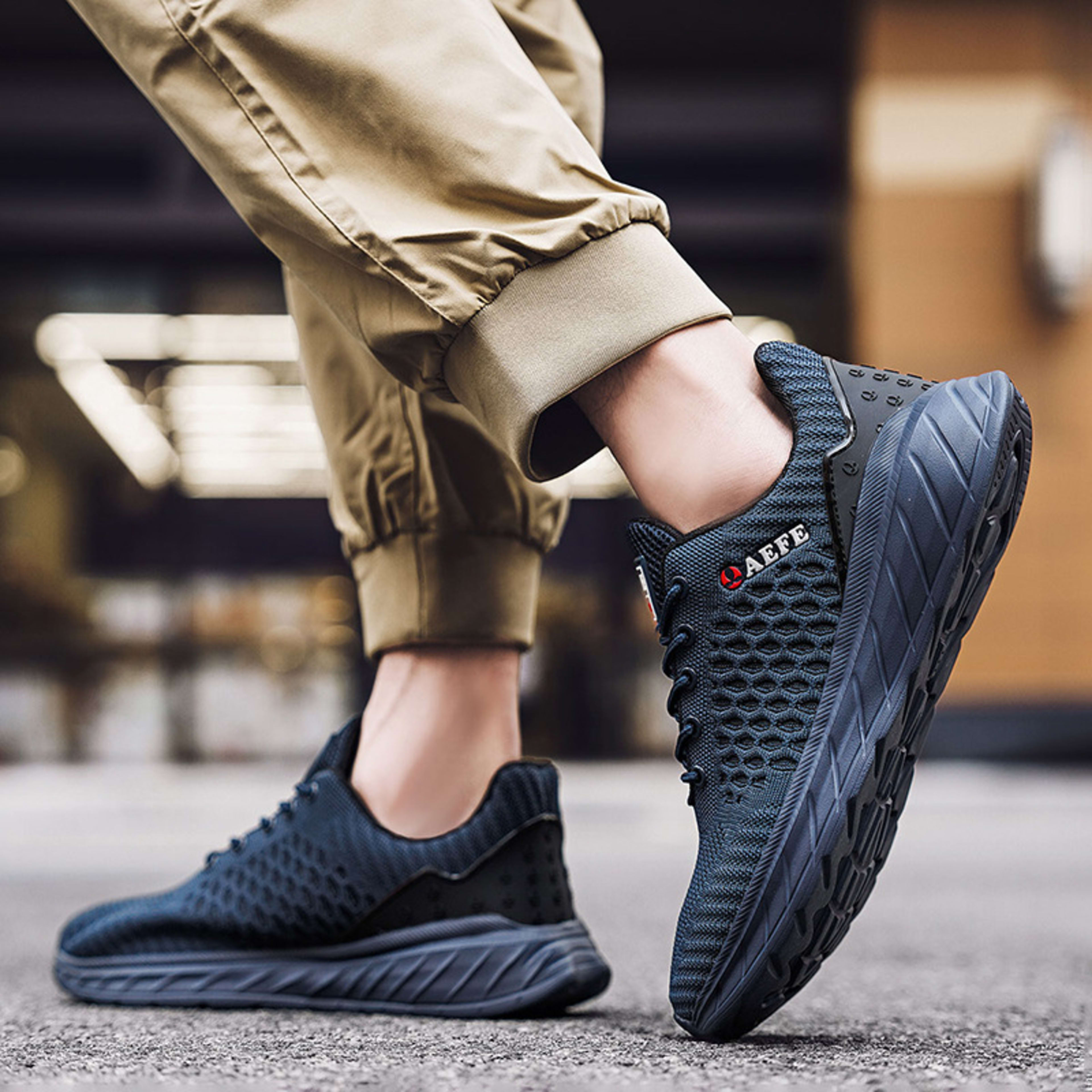 Men's Lightweight Fashion Trendy Sneakers 2