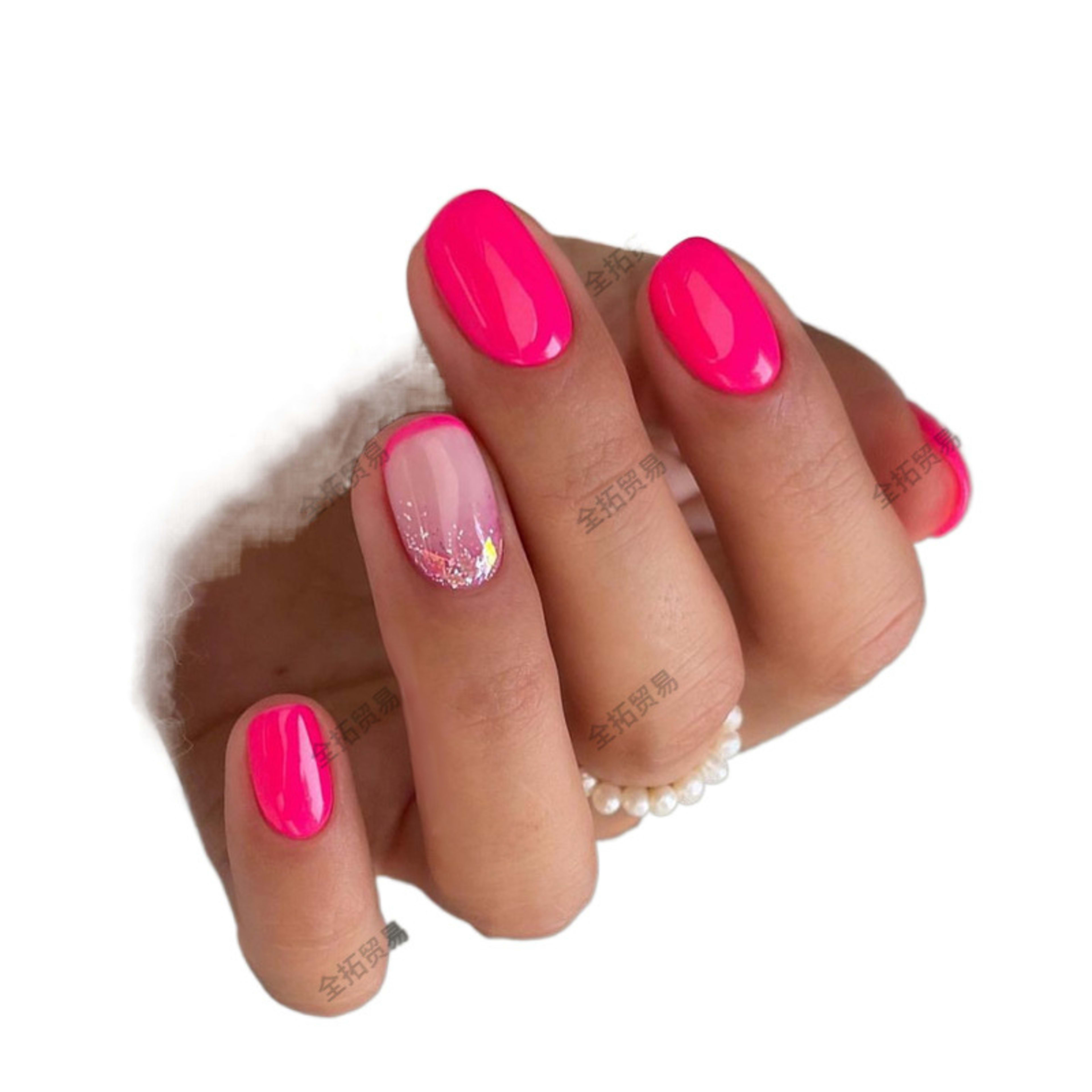 Instagram-style Ombre Nail Wraps For A Chic Polished Look 11