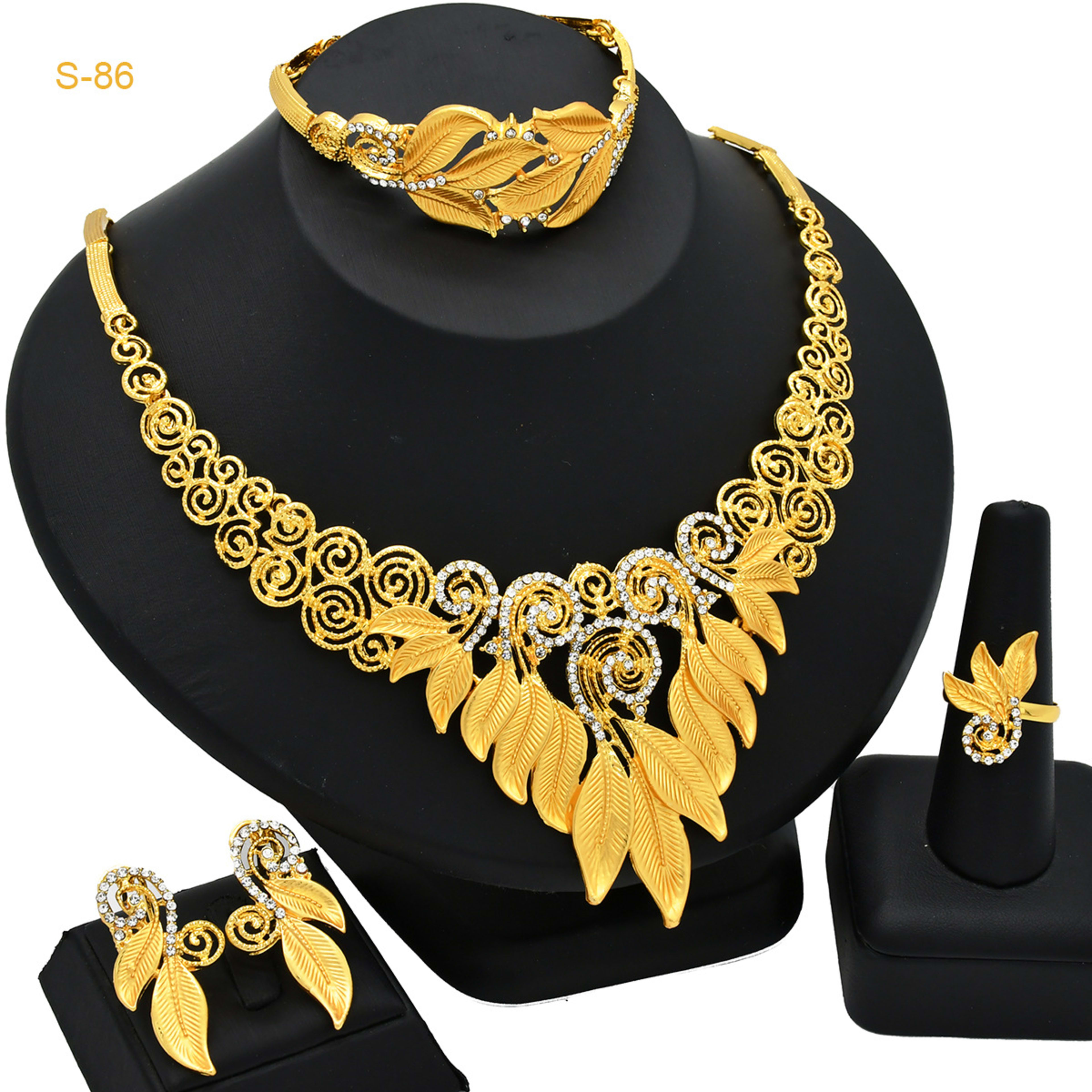 Women's Saudi Bridal Necklace Bracelet Earrings Four-piece Ring Set 3