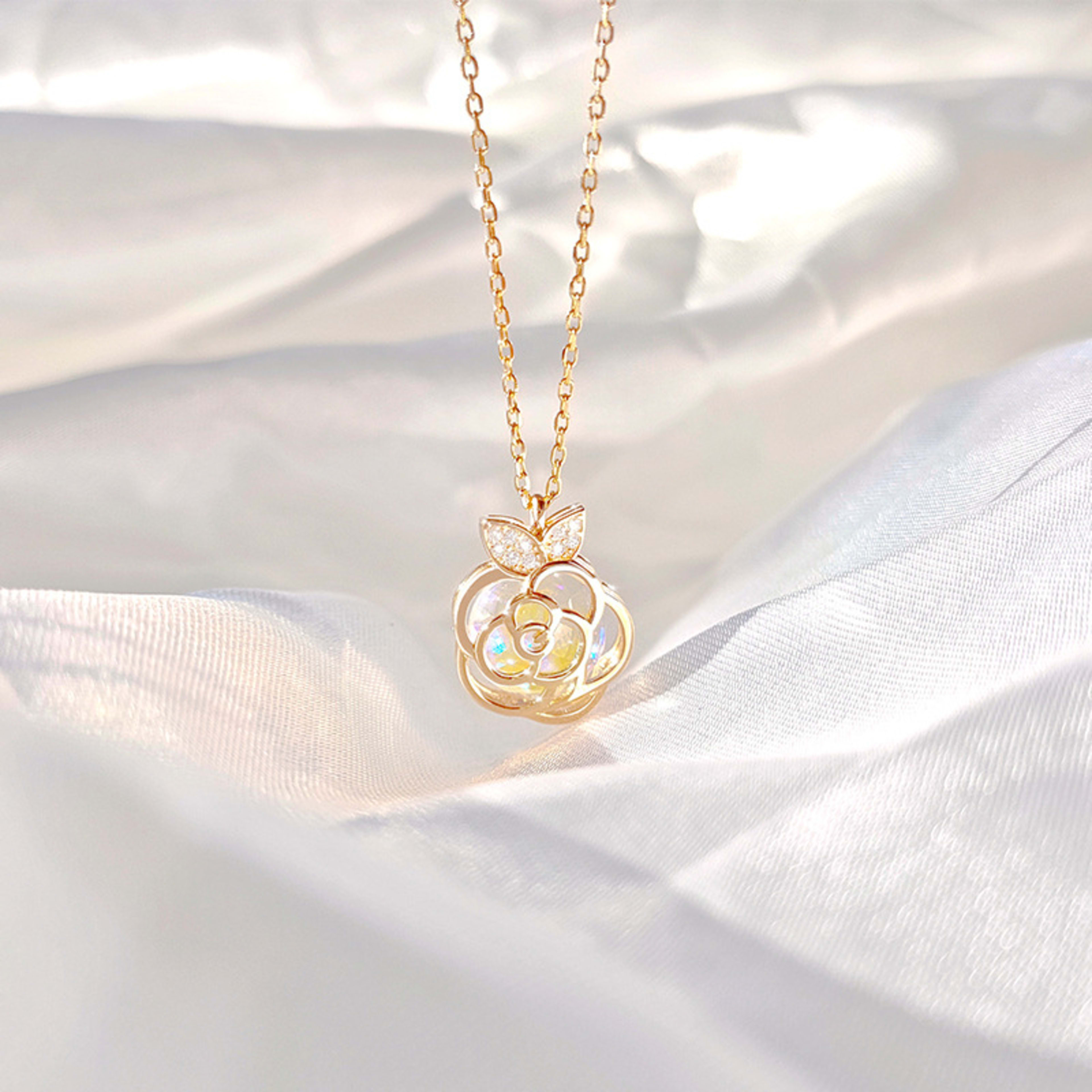 Camellia Advanced Design Sense Niche Gentle Flower Collarbone Necklace Bracelet 9