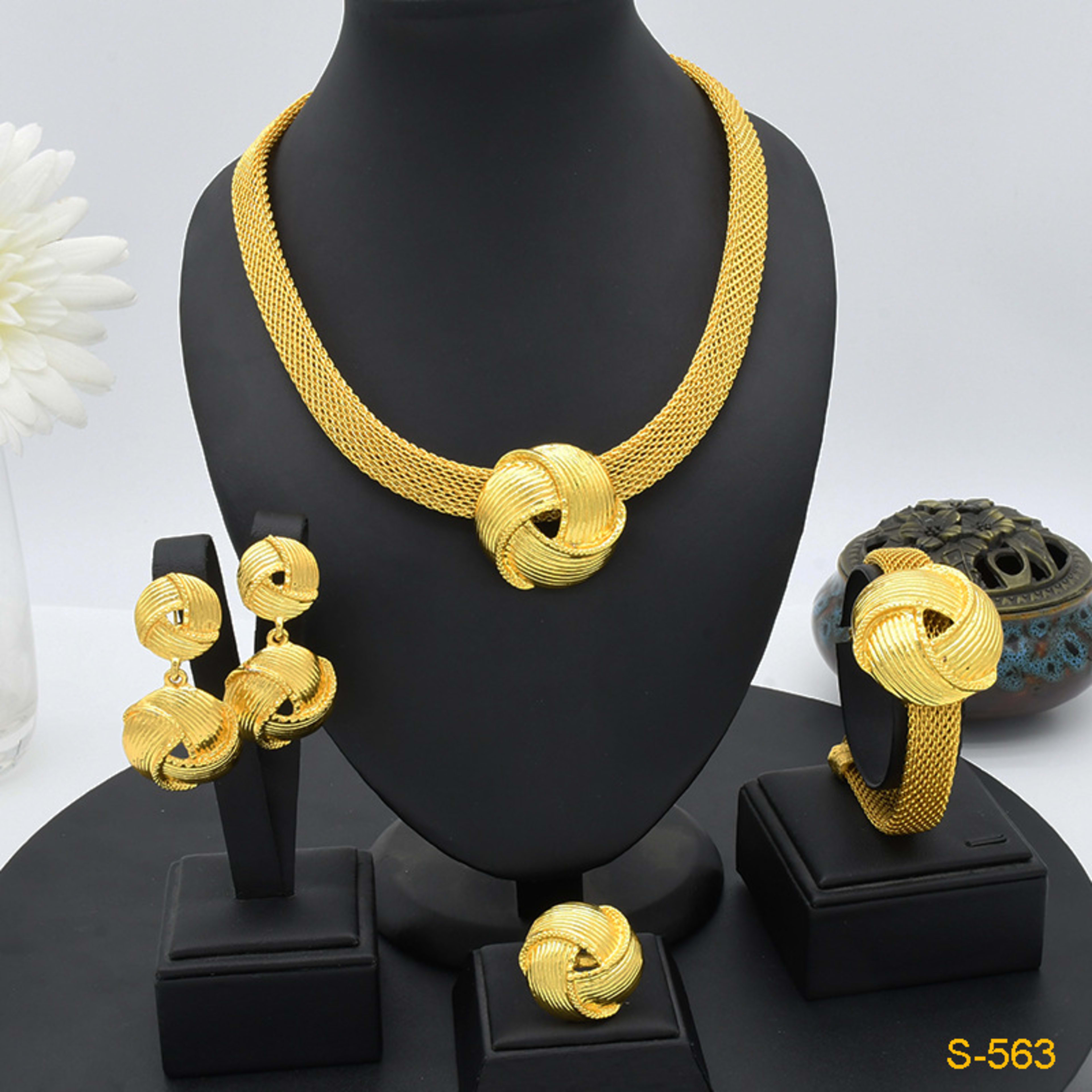 European And American Fashion Necklace Earring Bracelet Four-piece Ring Set 6