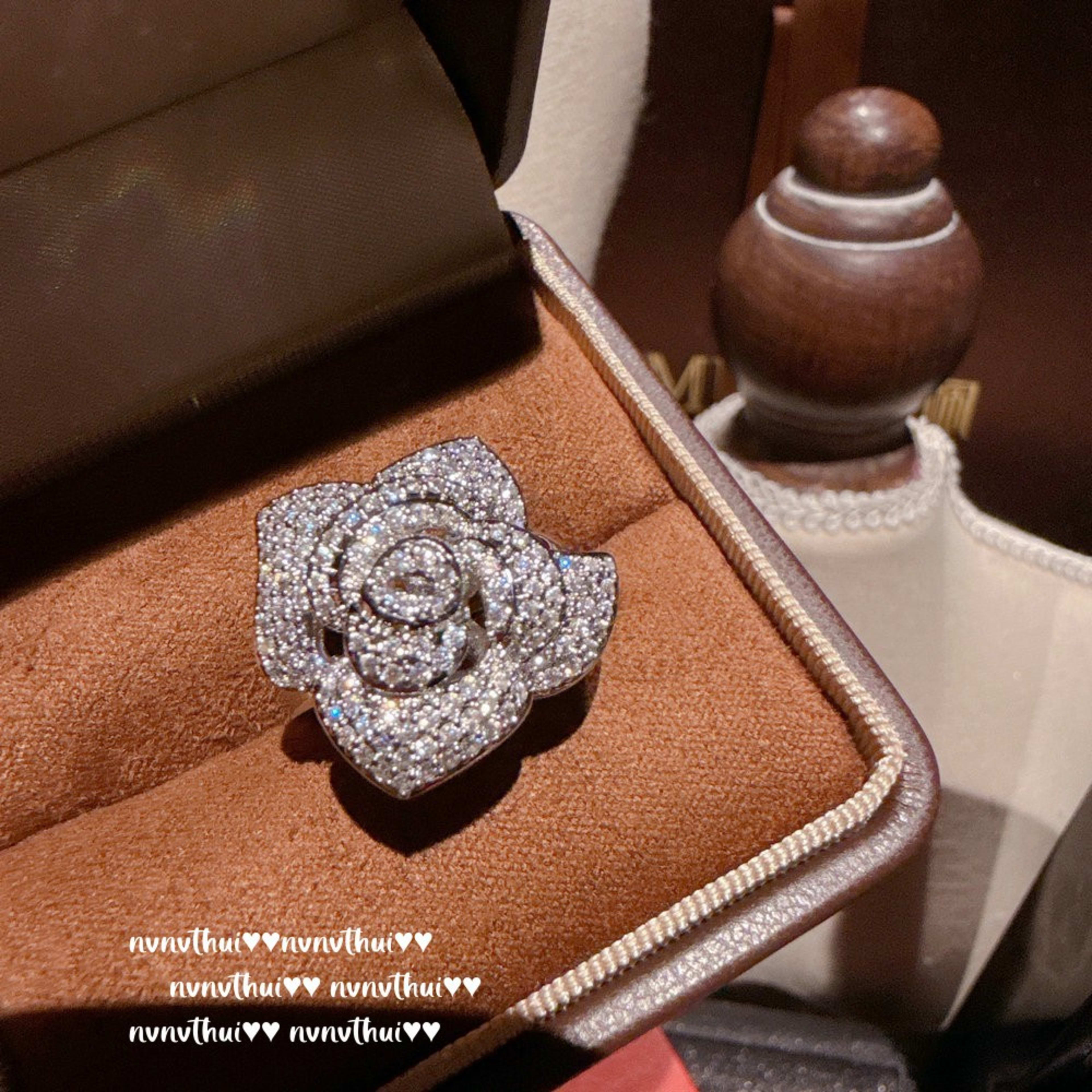 Fog Color Enchantress Camellia Gemstone Necklace Rich Charming Rose Zircon Earrings Bracelet Suit 3