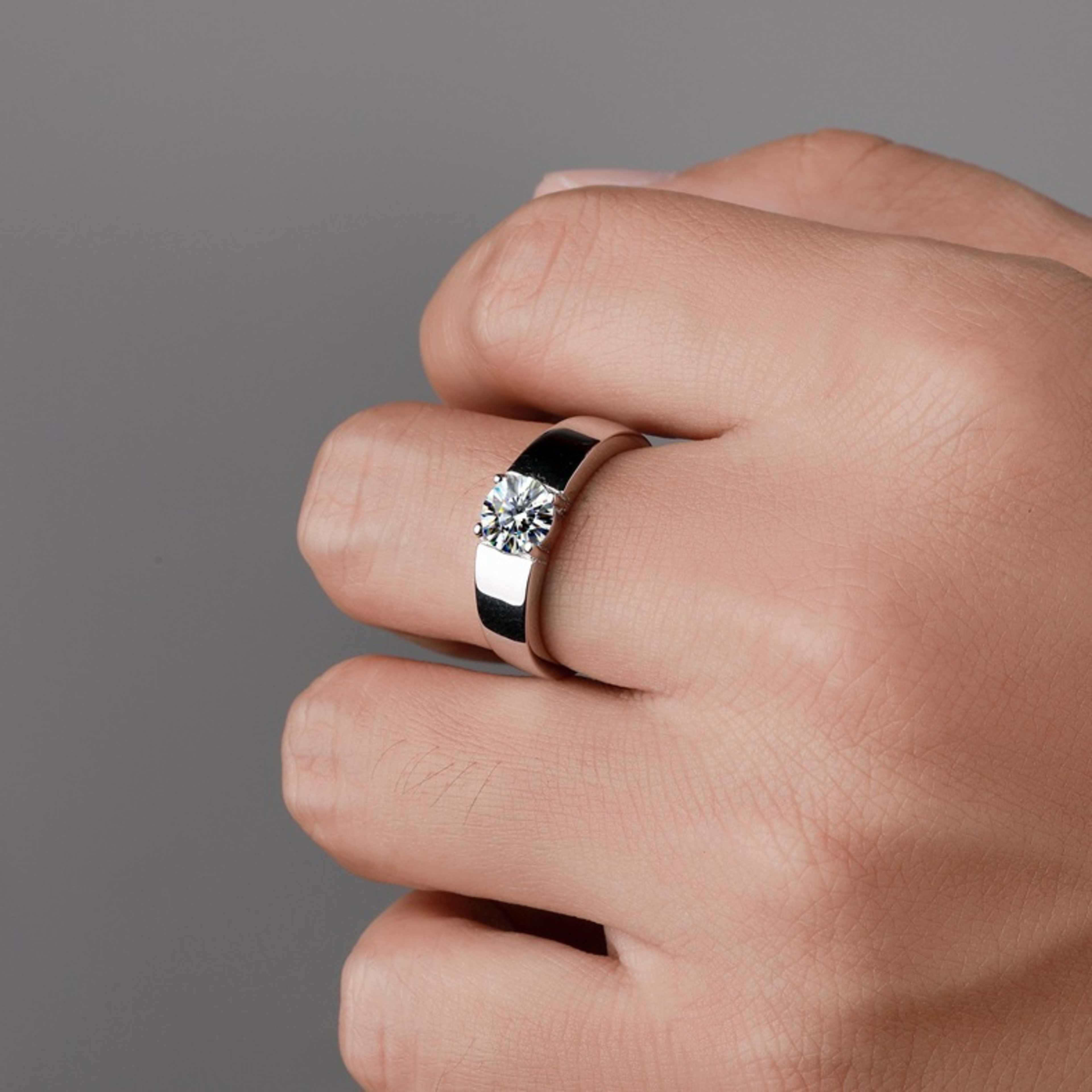 Sterling Silver Moissanite Ring Temperament Adjustable Opening 2