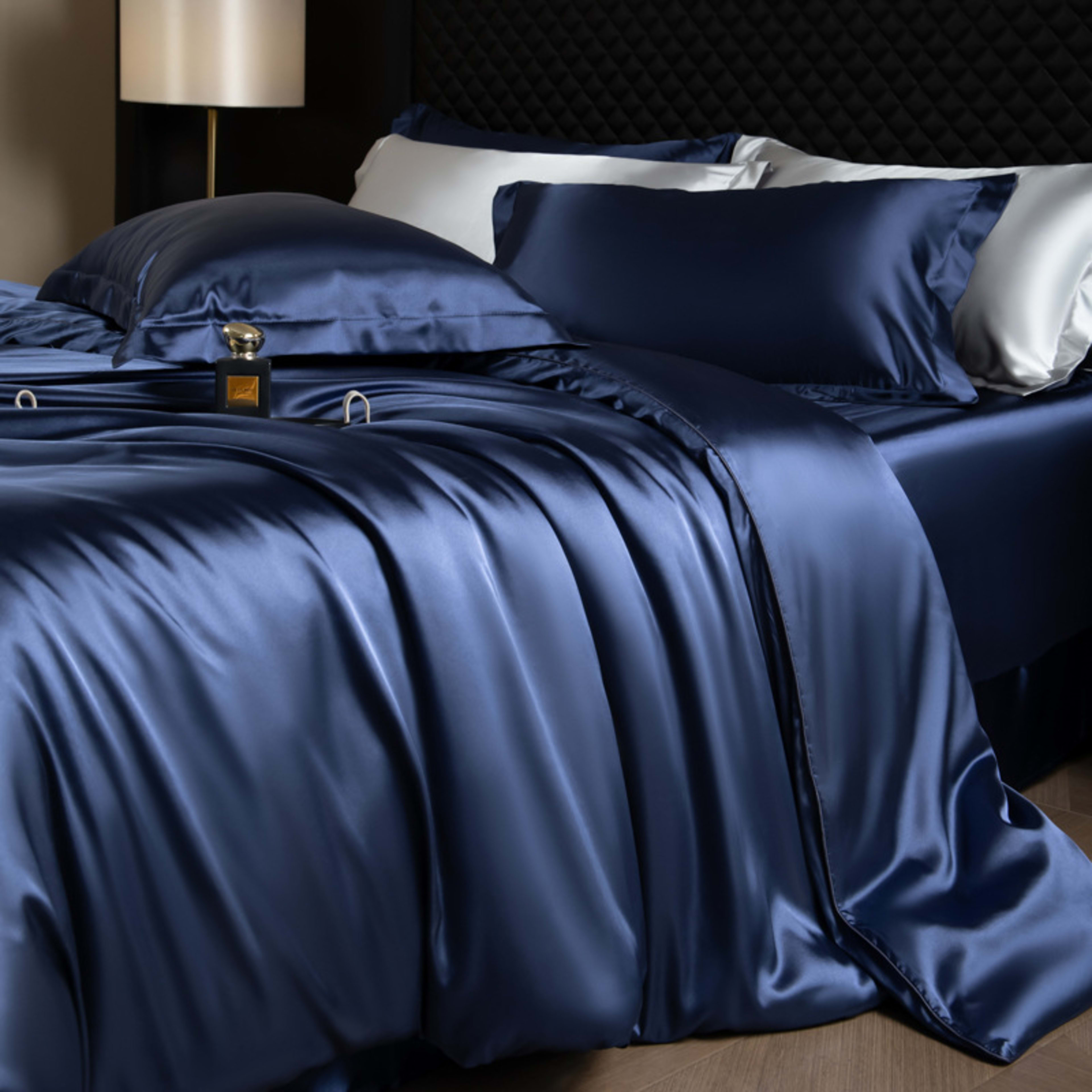 Luxury Real Double Sided Silk Naked-Sleep Duvet Cover Set 15