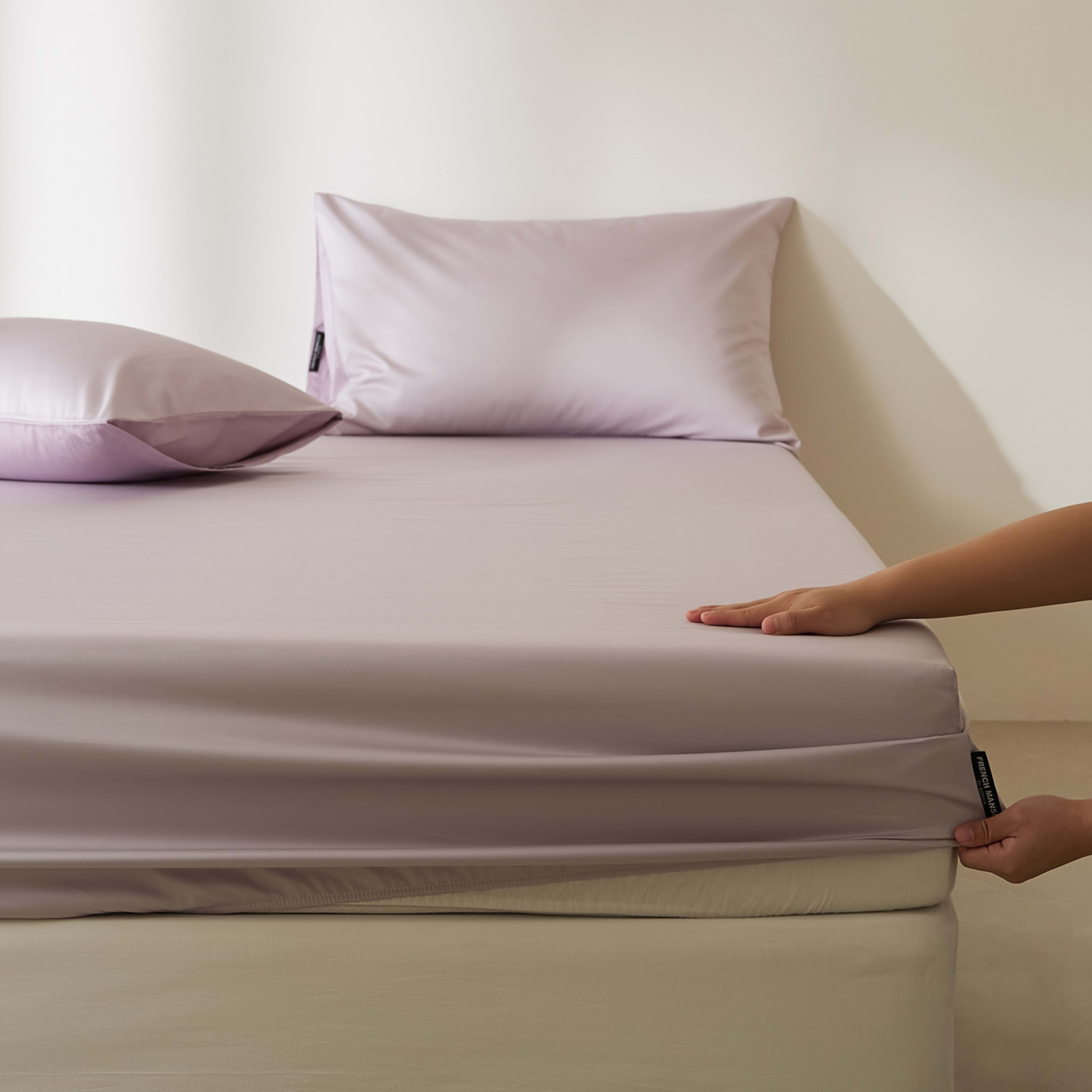 Solid-color Satin Cotton Bedspread Protector Cover