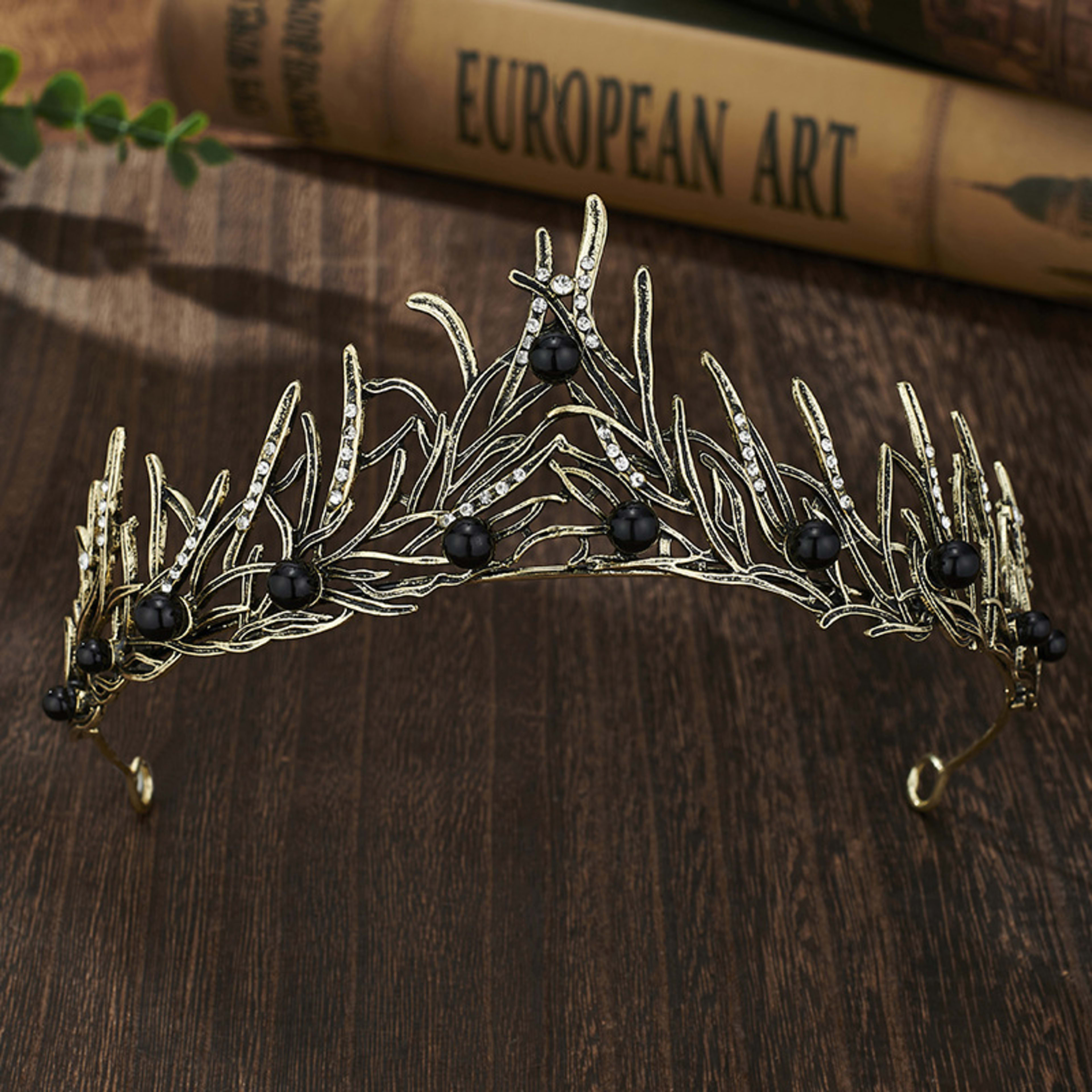 Retro Bridal Crown Alloy Minimalist Baroque Headband With Pearl Accents 9
