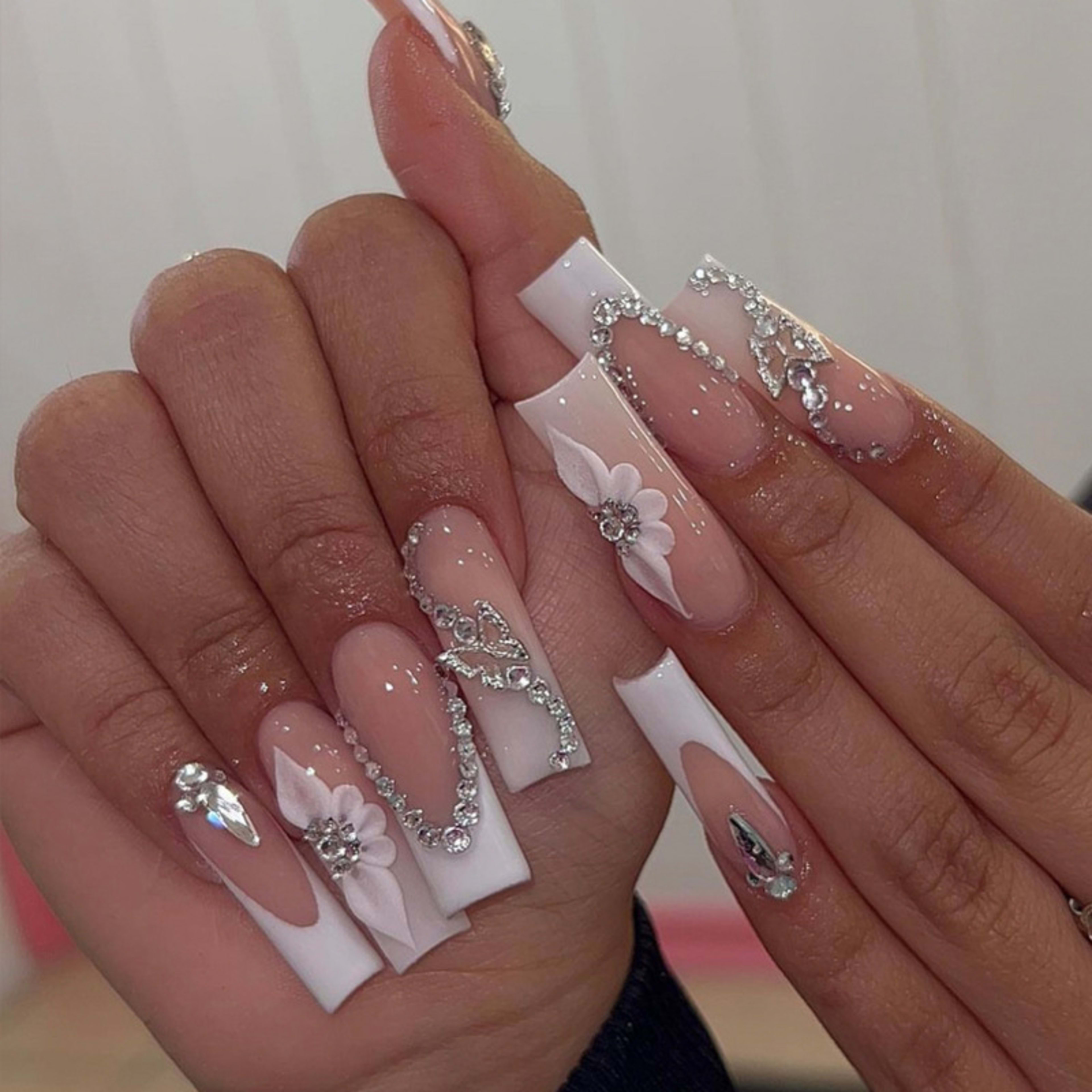Instagram-style Ombre Nail Wraps For A Chic Polished Look 3