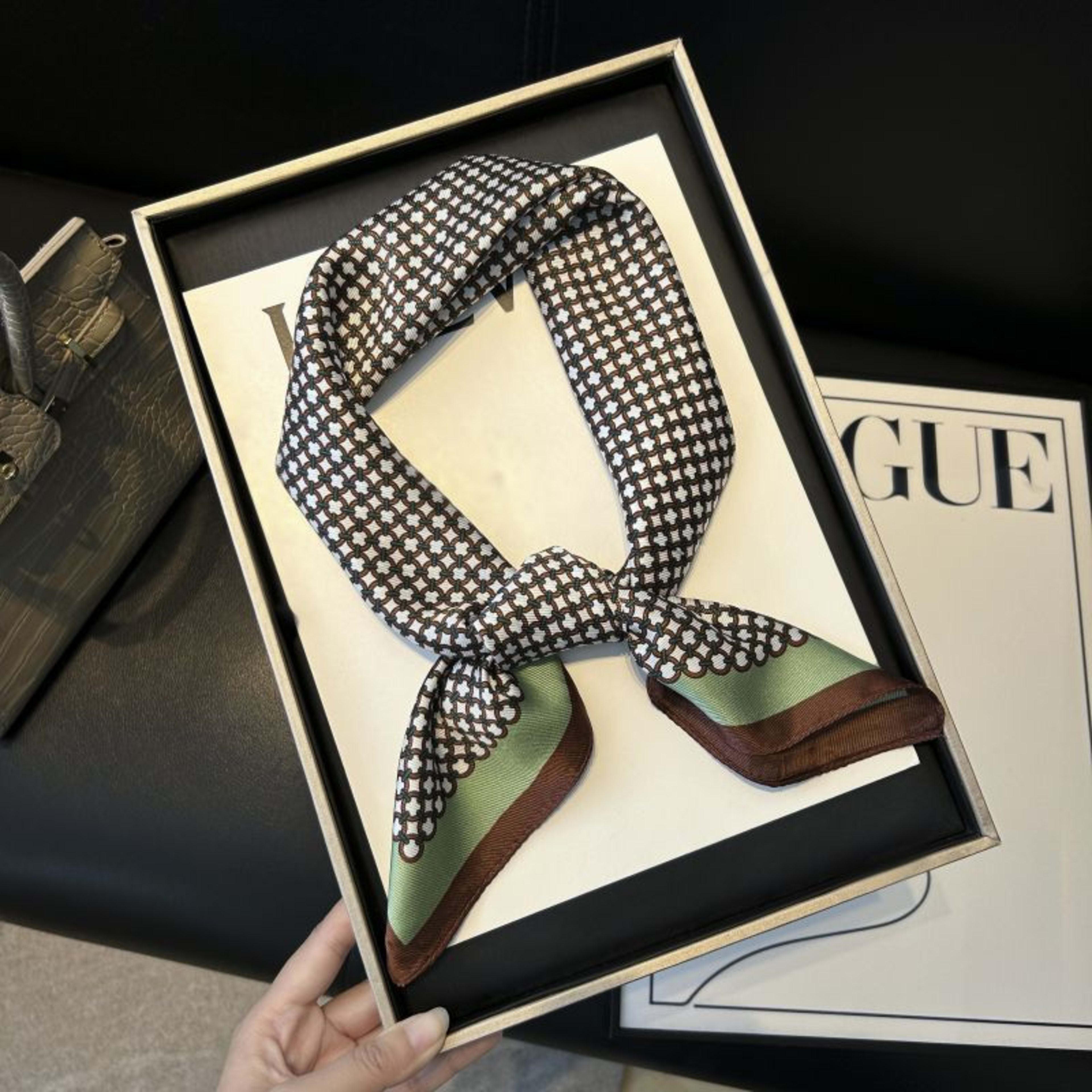 New High-end Twill Silk-look Square Scarf 18