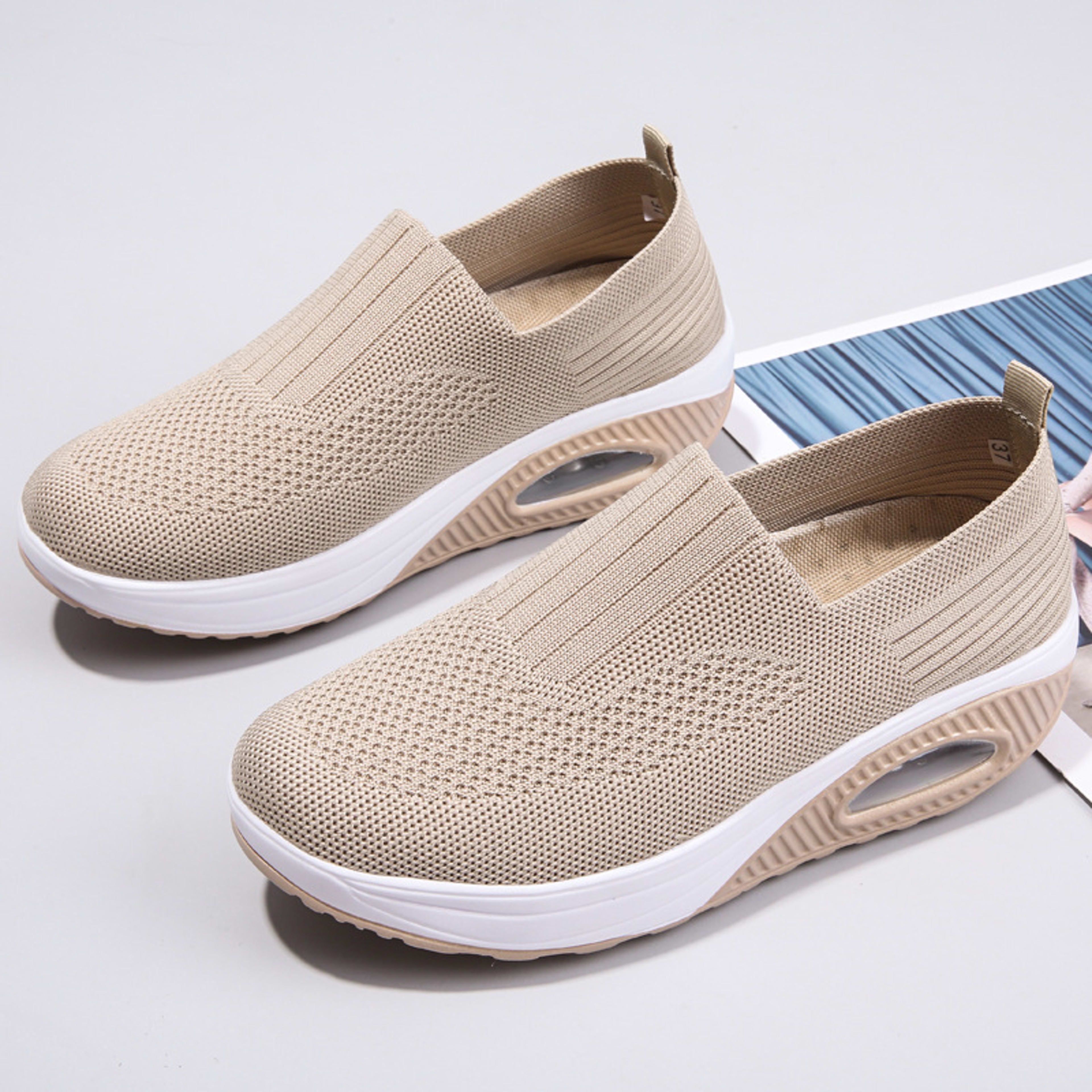 New Women's Leisure Sports Air Cushion Non-slip Flying Woven Women's Shoes 7