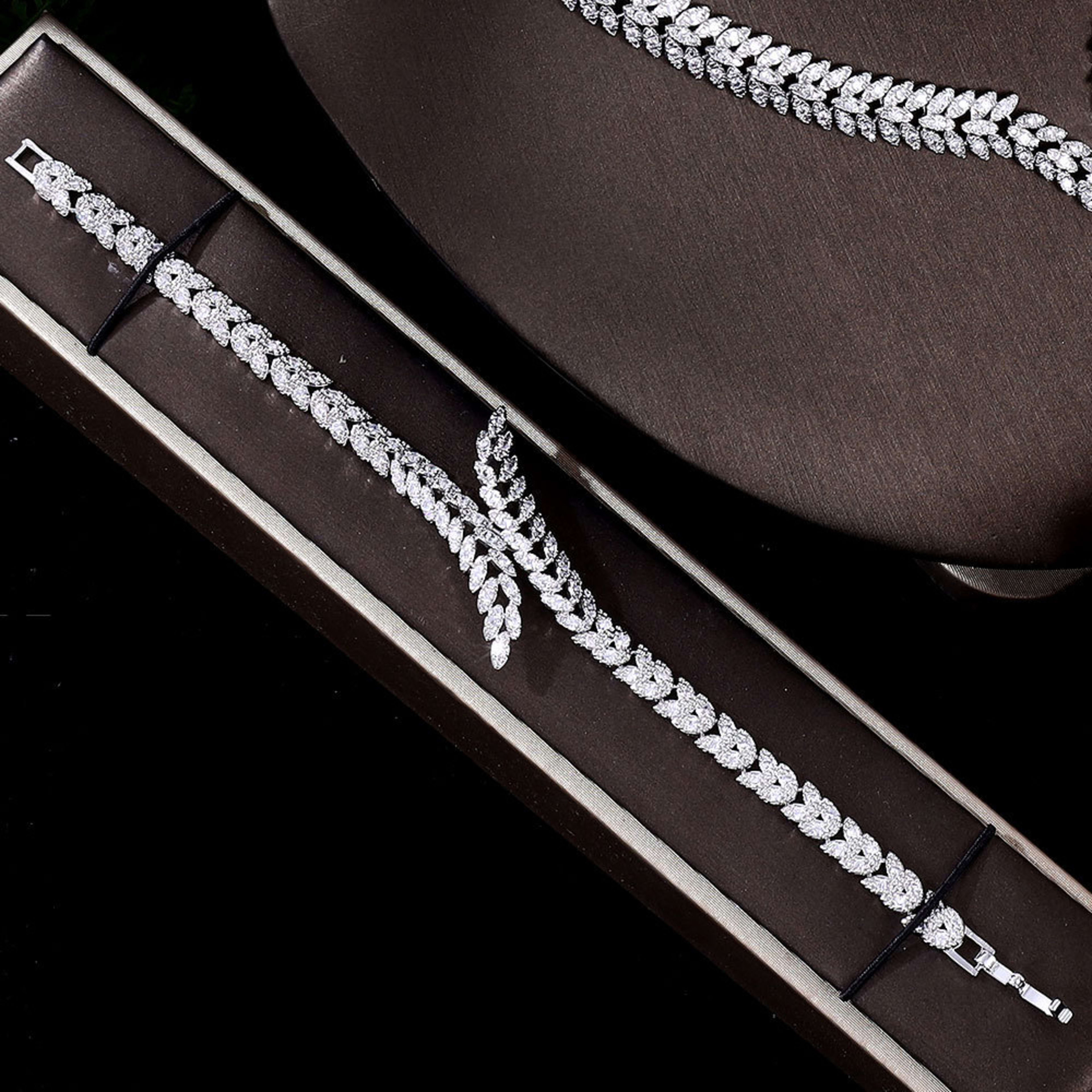 3A Zircon Jewelry Micro Set Full Crystal Necklace And Earrings 4 Piece Set For Weddings And Banquets 5