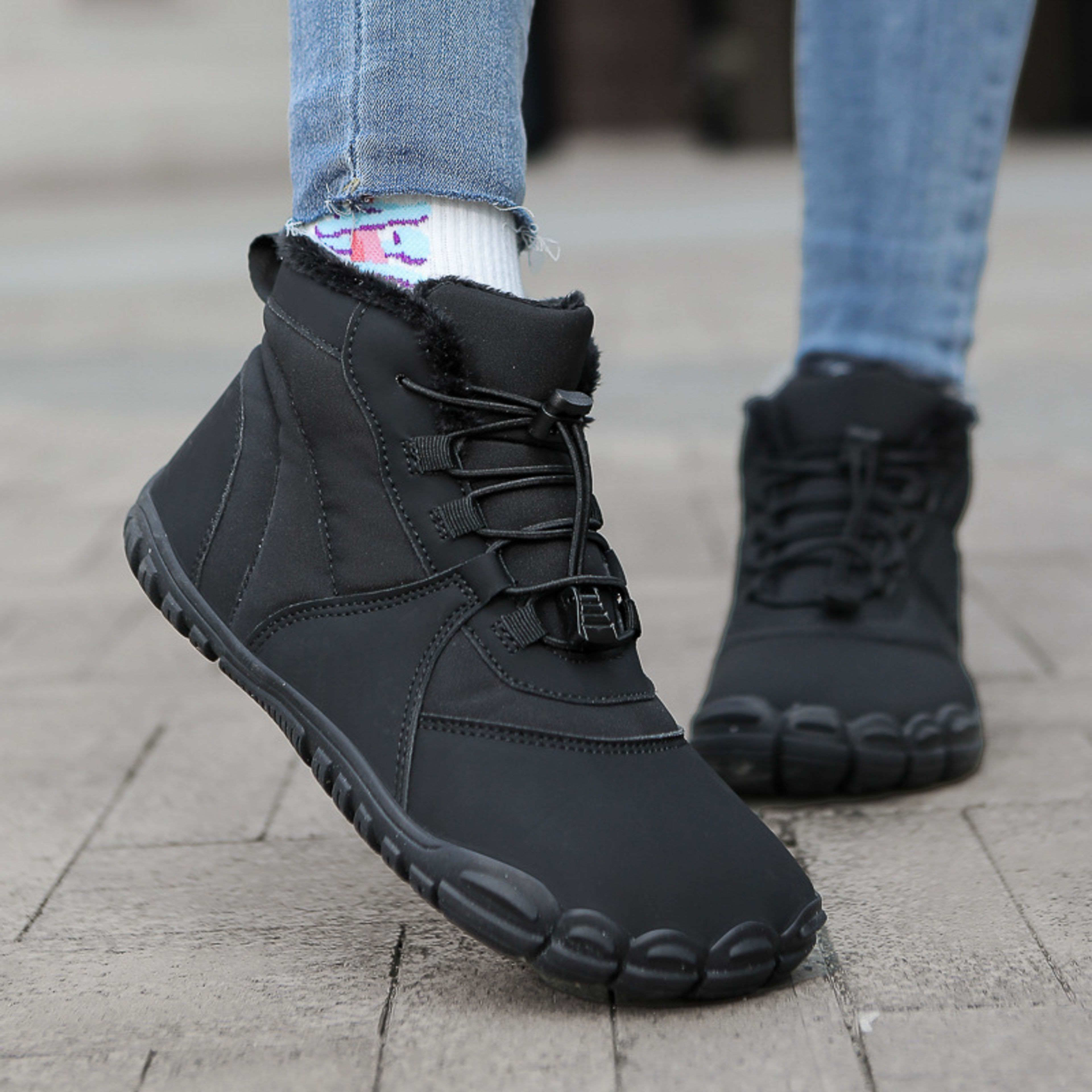 Outdoor Snow Boots Non-slip Waterproof Fleece-lined Insulated Cotton-padded Shoes 2