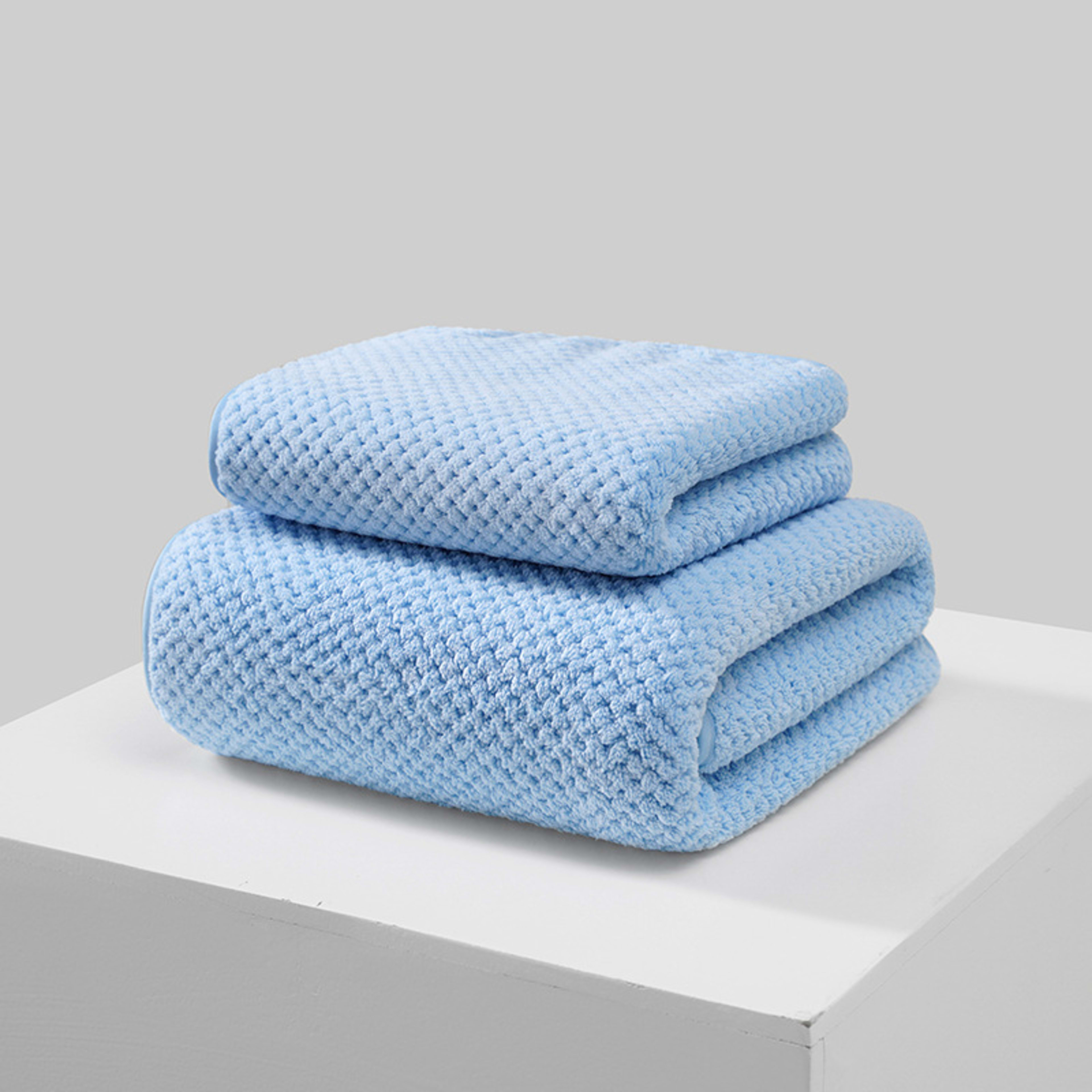 Coral Fleece Pineapple-check Soft Bath Towel 3