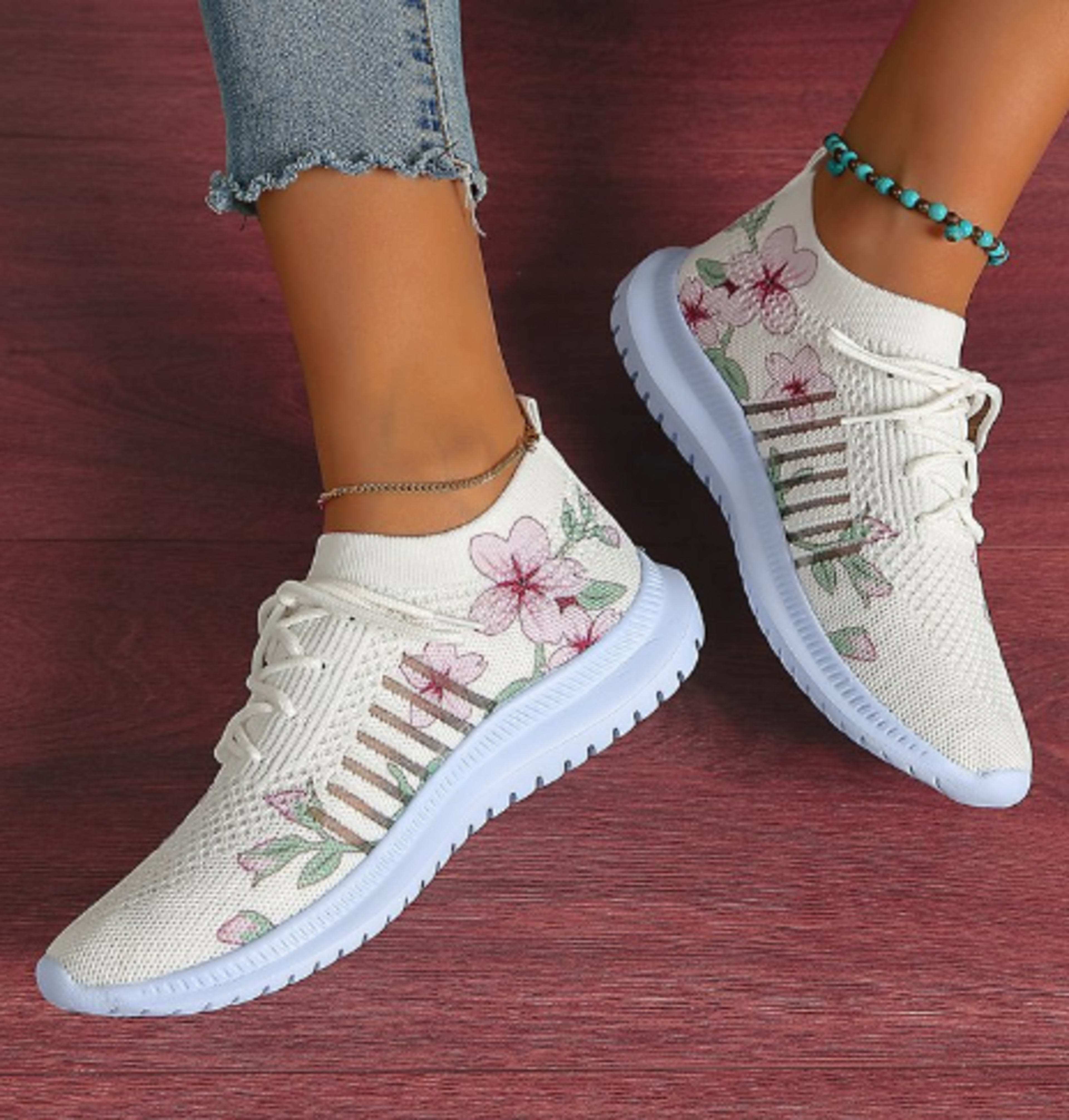 Women's Fashion Casual Flyknit Wedge Lace-up Mesh Shoes 2