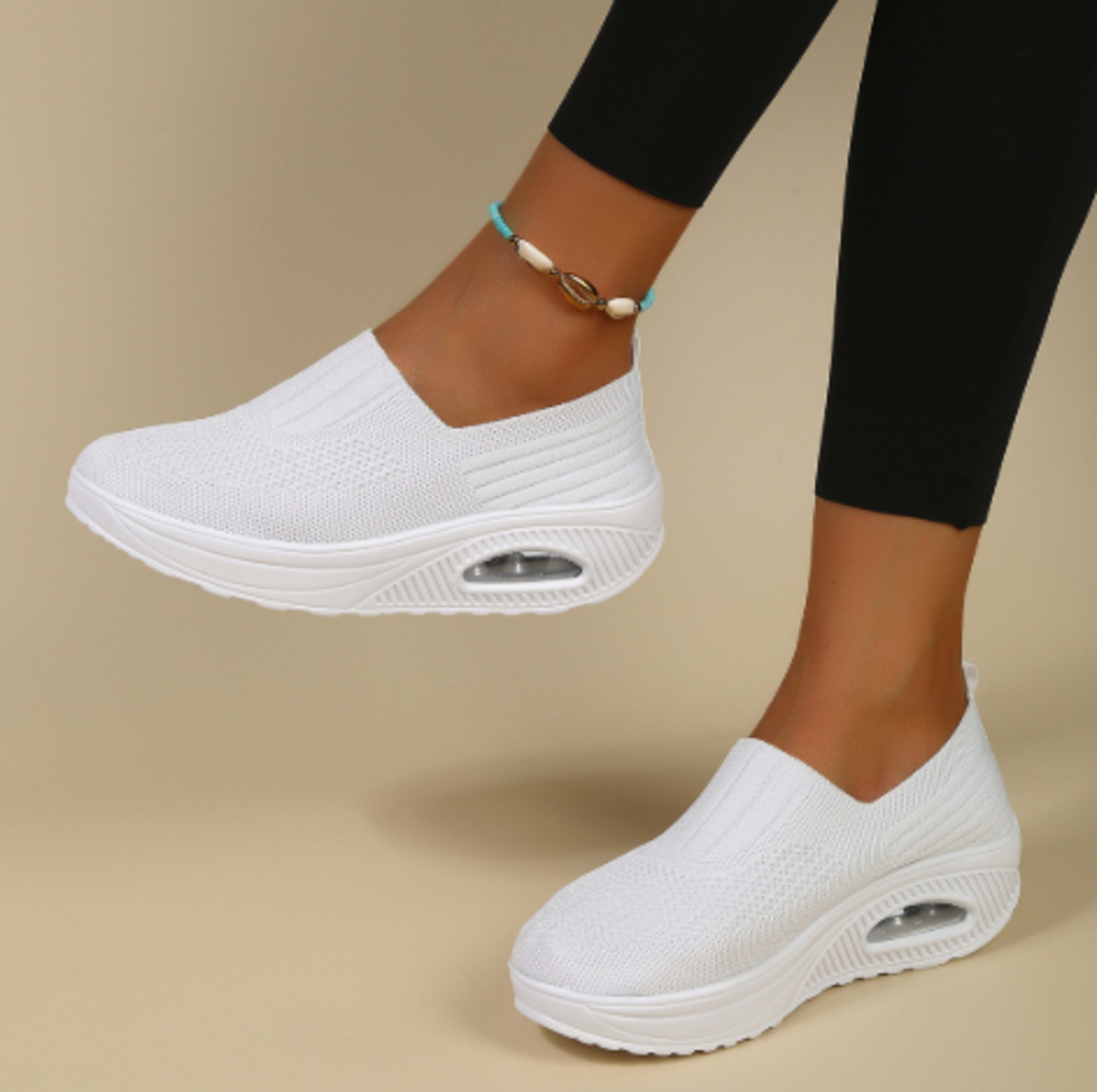 New Women's Leisure Sports Air Cushion Non-slip Flying Woven Women's Shoes 1
