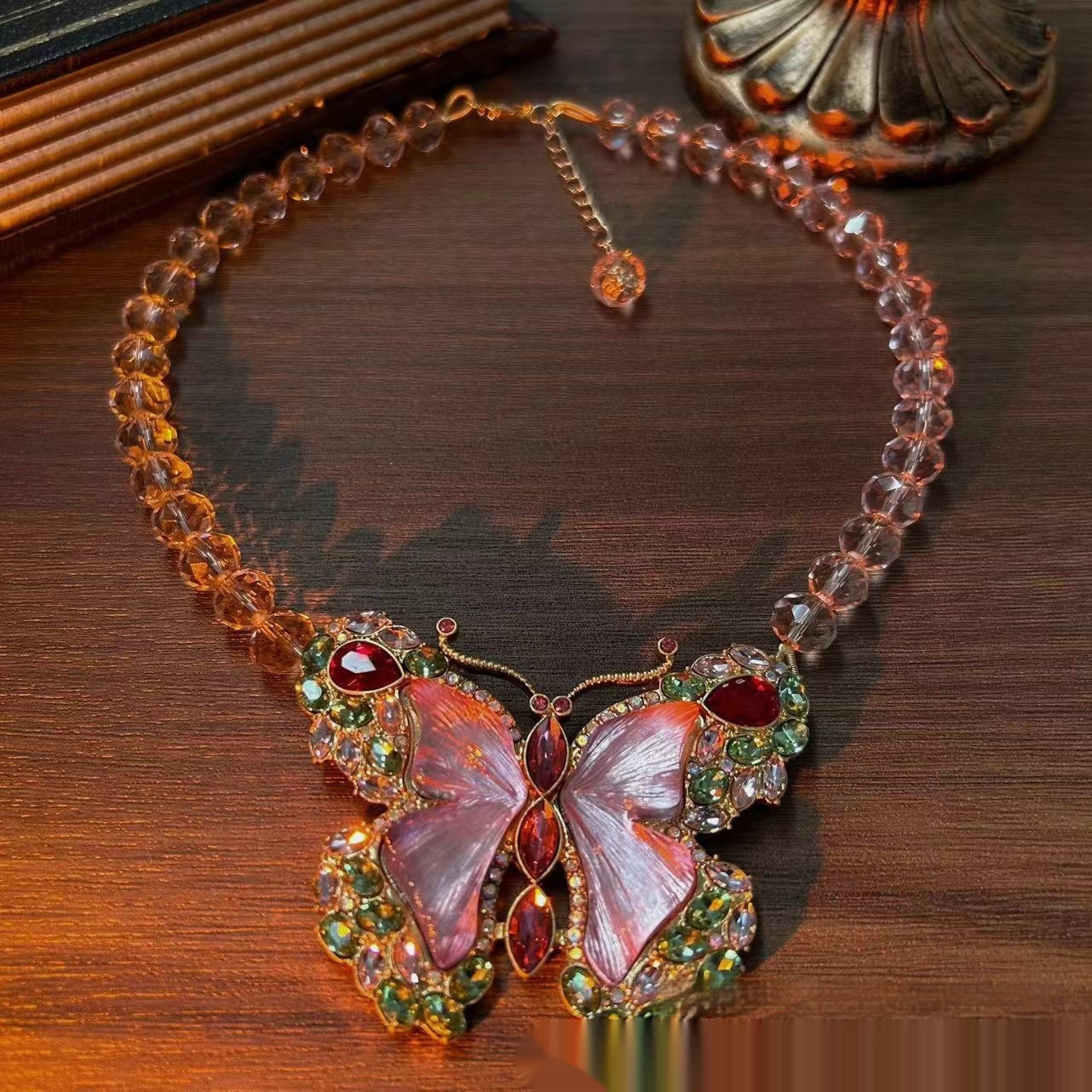 Butterfly Rhinestone Sweet Brooch Necklace Suit 1